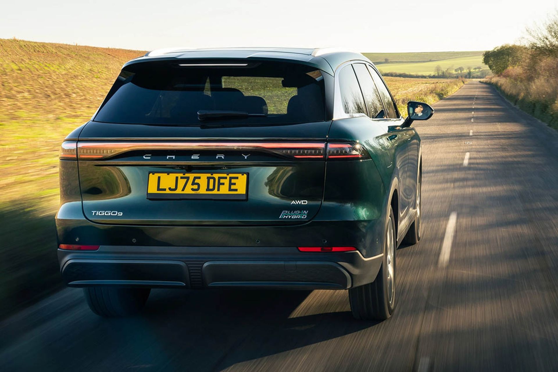 بررسی فنی چری تیگو 9