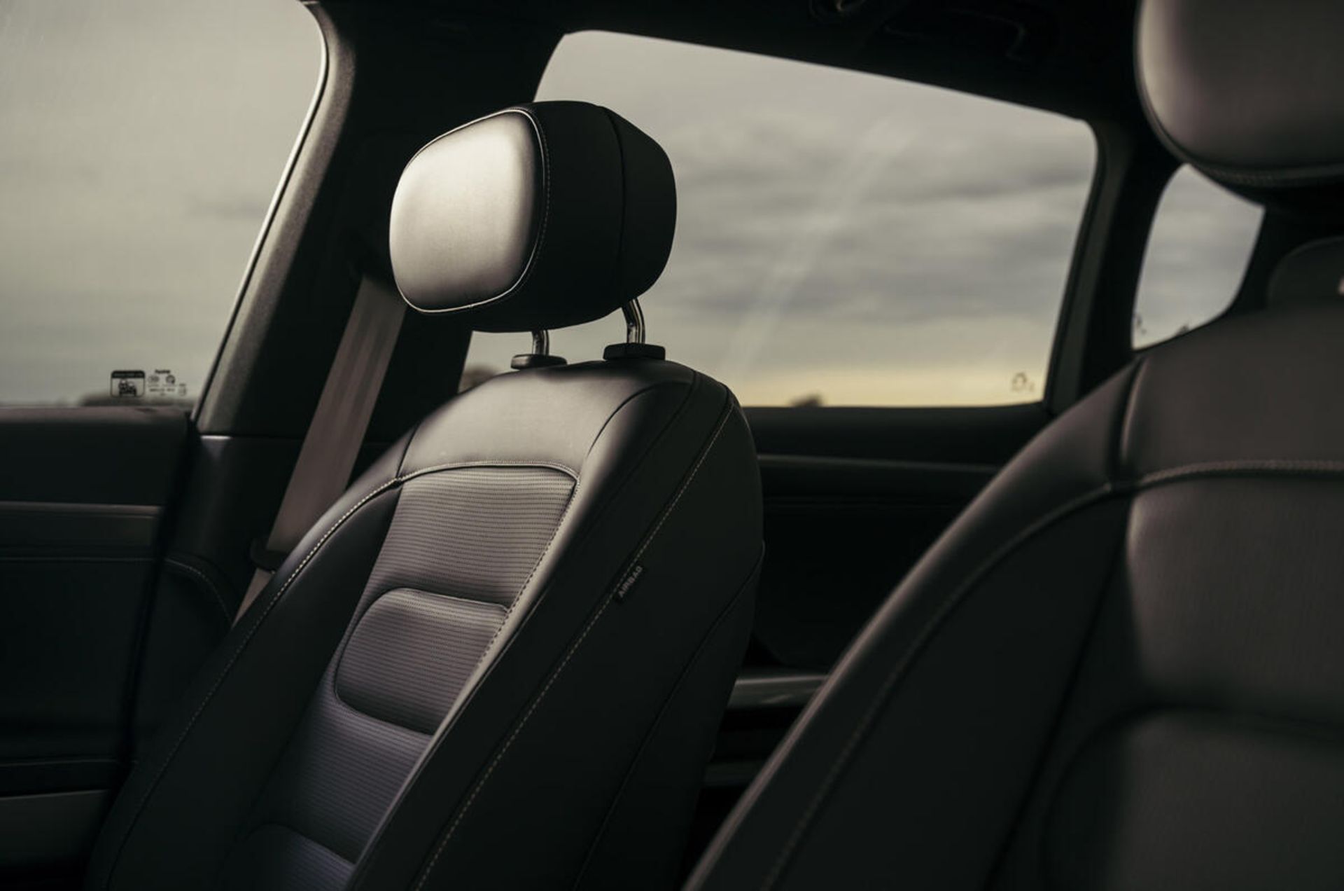 صندلی اسمارت #5 مدل 2025