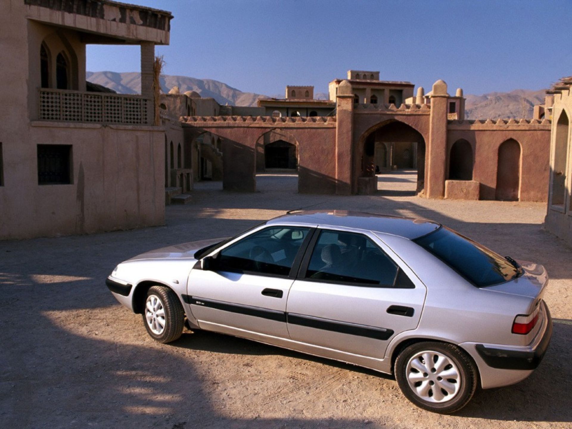 نمای جانبی زانتیا