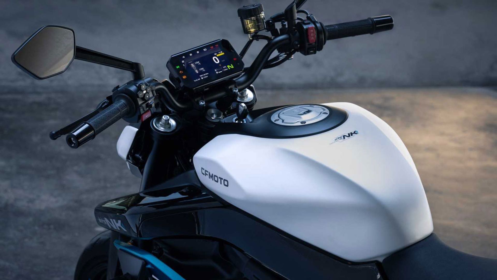 موتورسیکلت چینی CFMoto 675NK