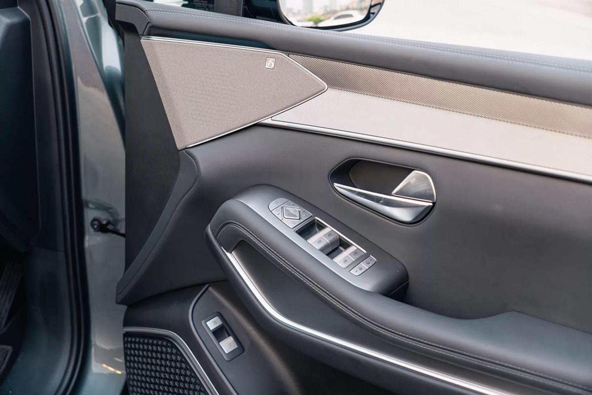 بی‌وای‌دی سی‌لاین ۸