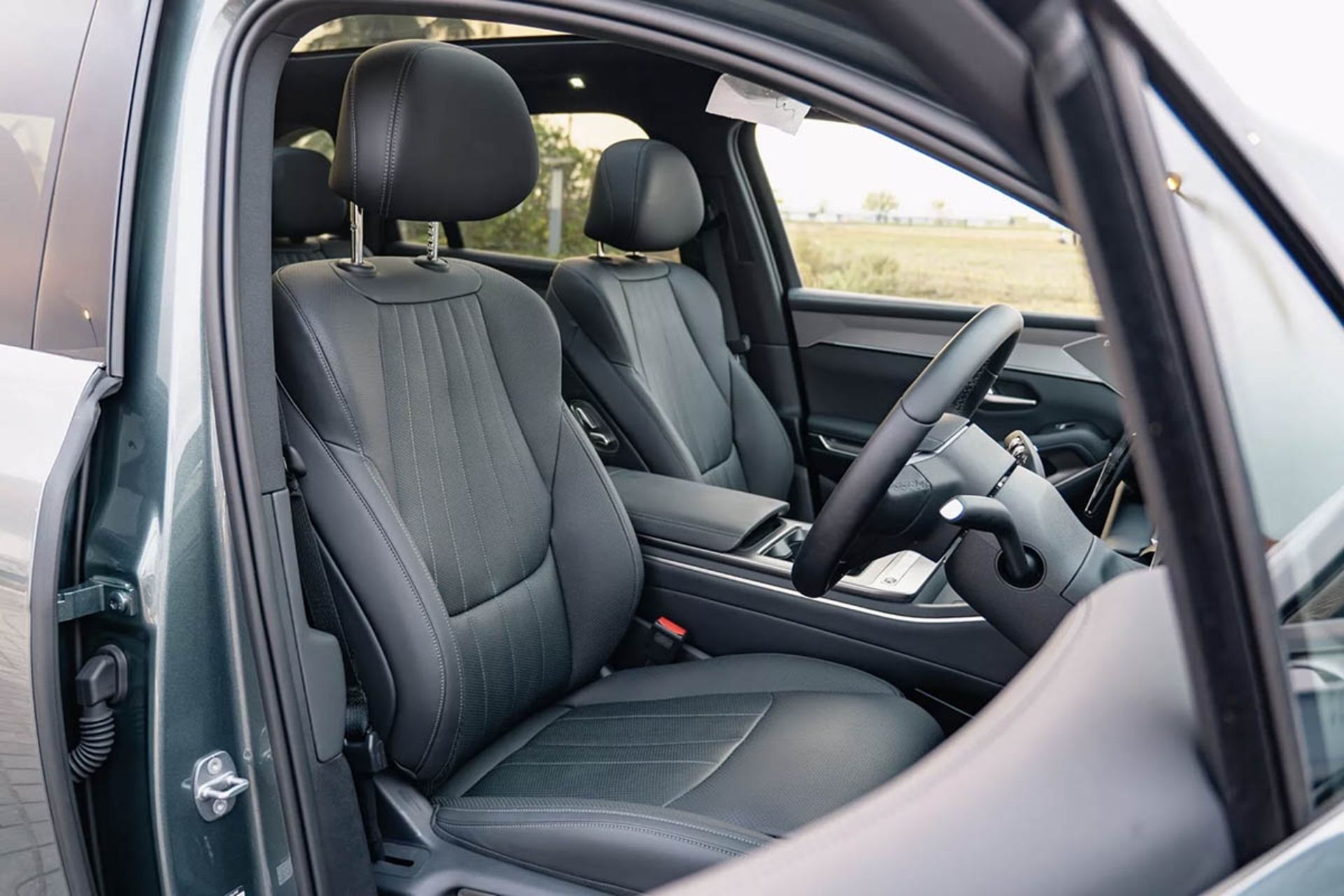 بی‌وای‌دی سی‌لاین ۸