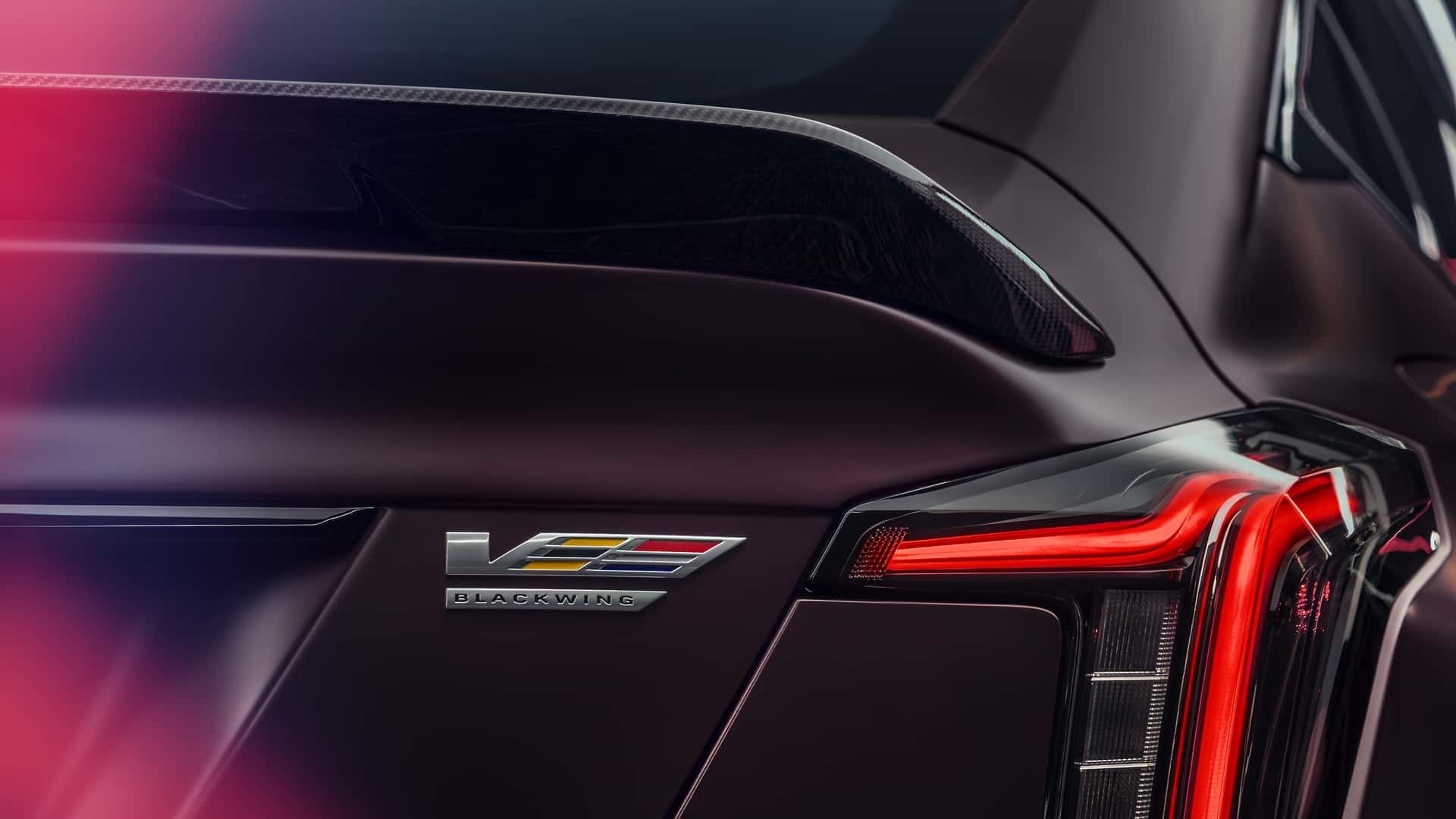 کادیلاک CT5-V بلک‌وینگ سفارشی 