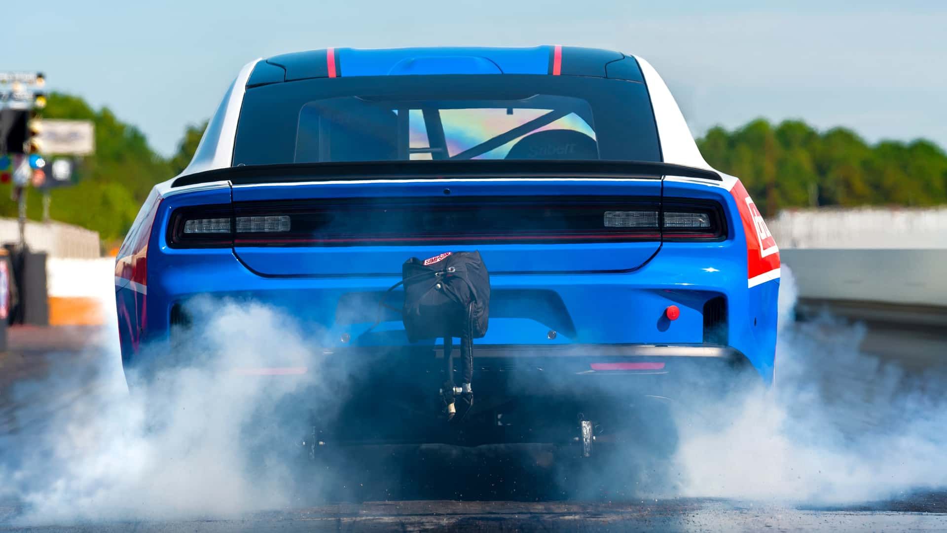 دوج چارجر V8 درگ پک