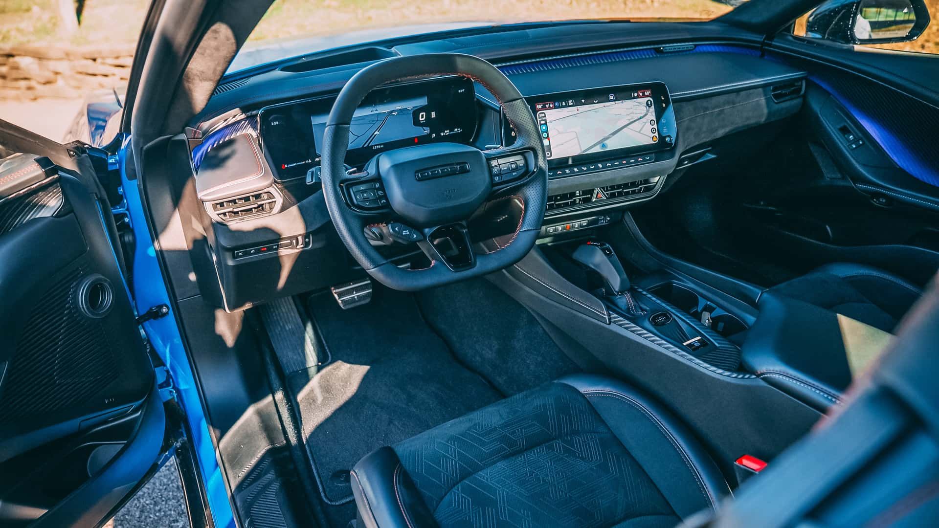 دوج چارجر سیکس پک بنزینی 