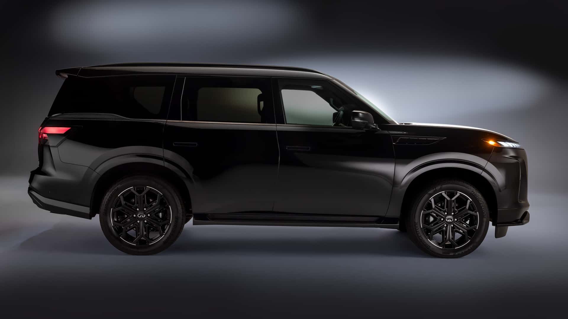اینفینیتی QX80 اسپرت 2026 نمای جانبی