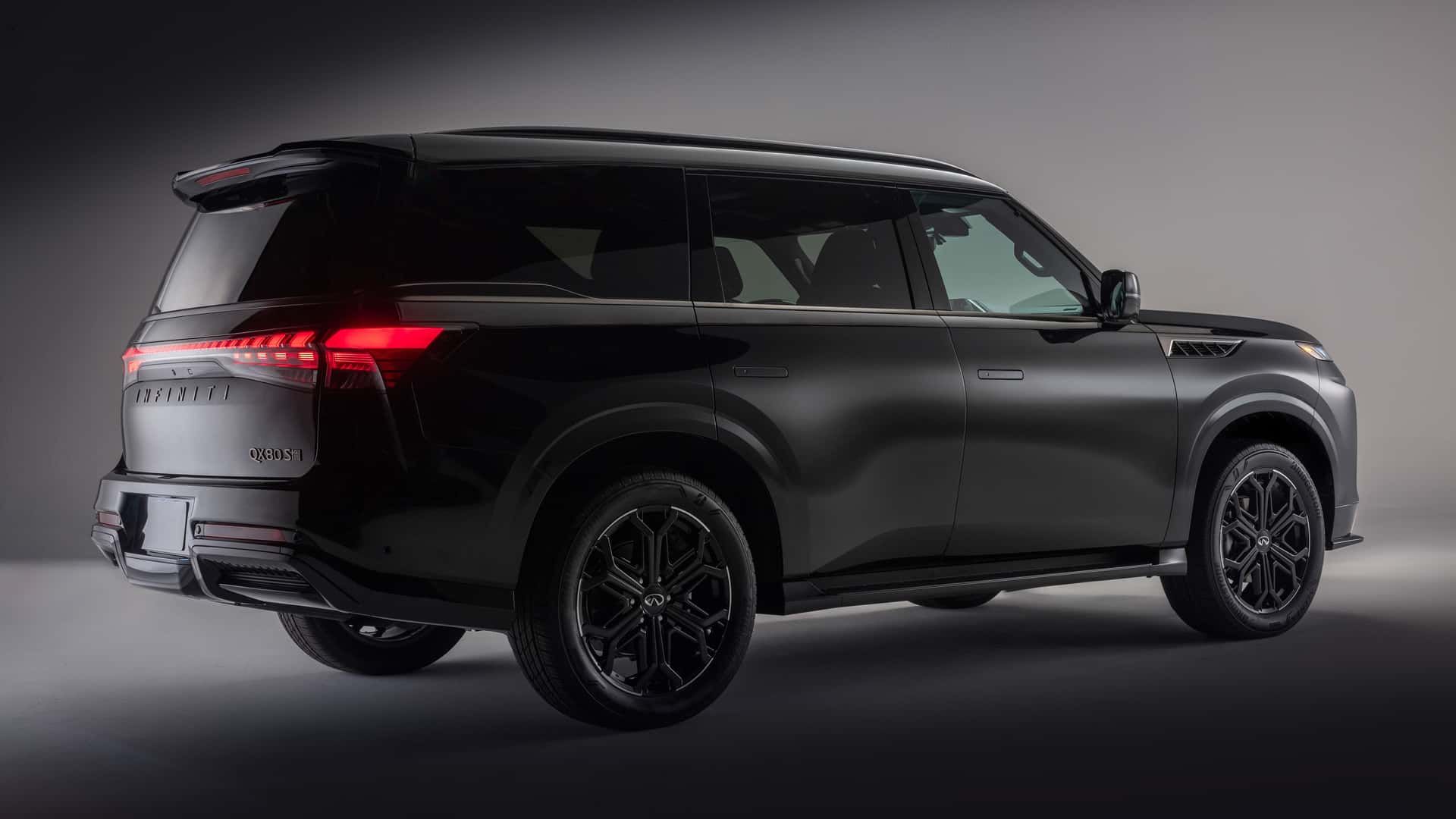 اینفینیتی QX80 اسپرت 2026 نمای عقب