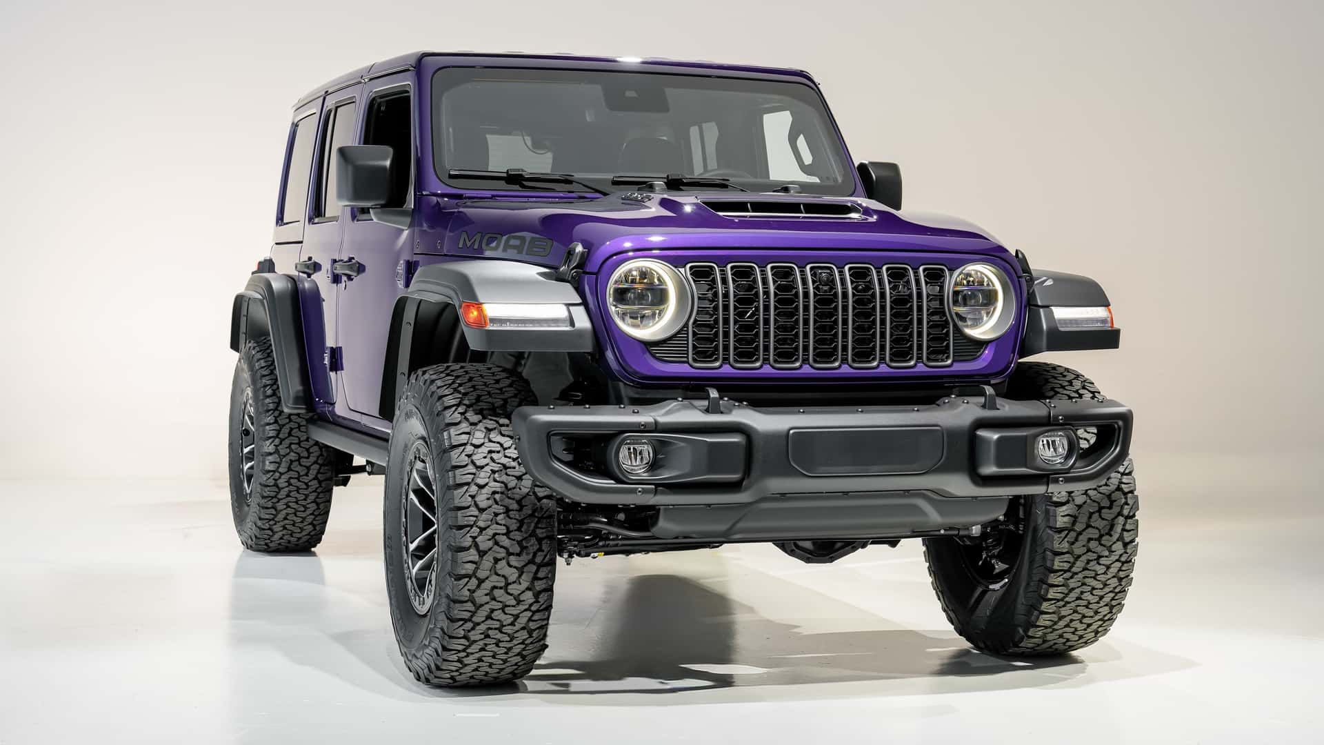 جیپ رانگلر موآب ۳۹۲