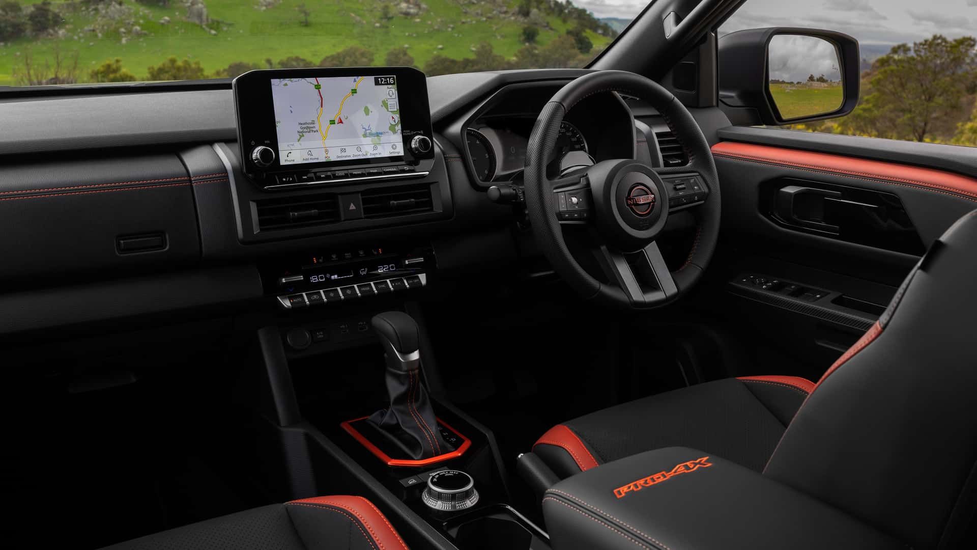 نیسان ناوارا 2026