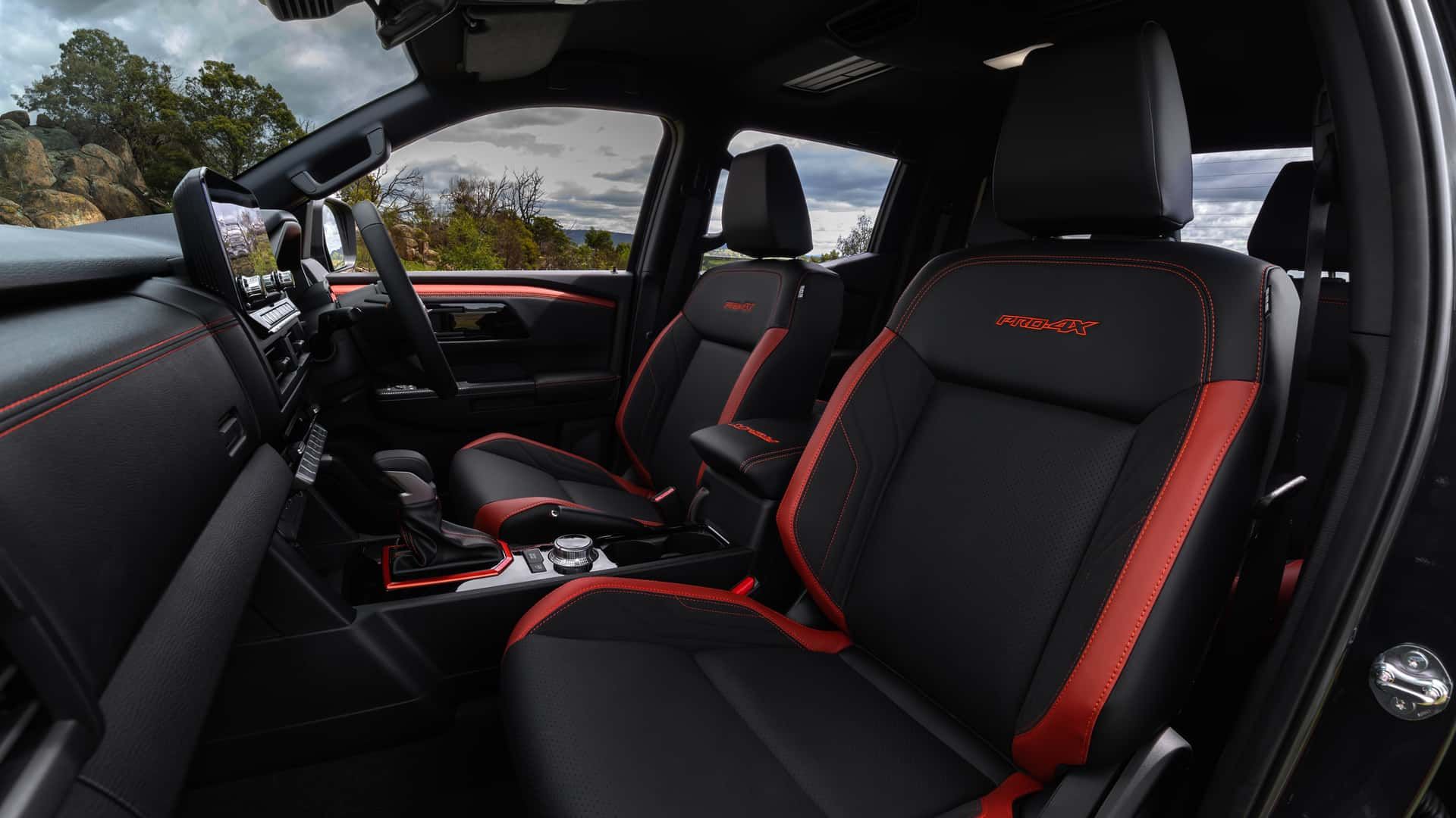 نیسان ناوارا 2026