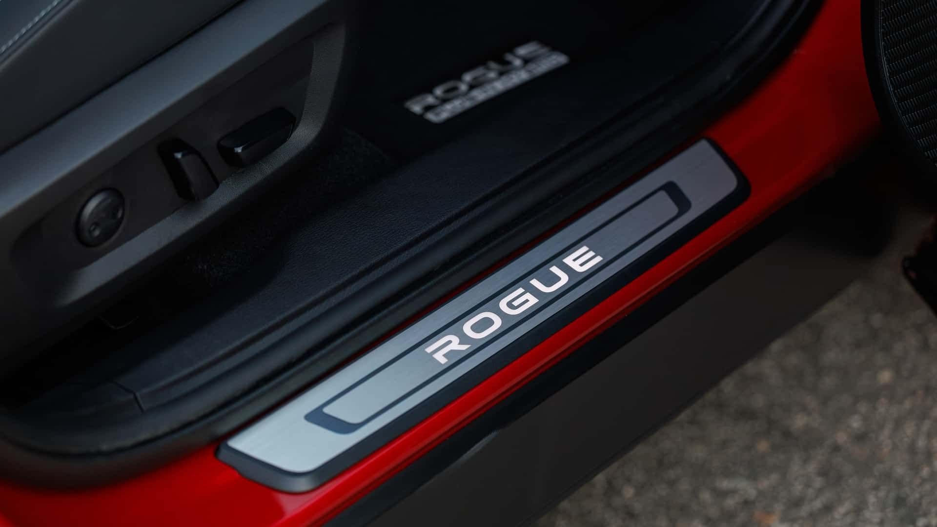 نیسان روگ پلاگین‌هیبرید