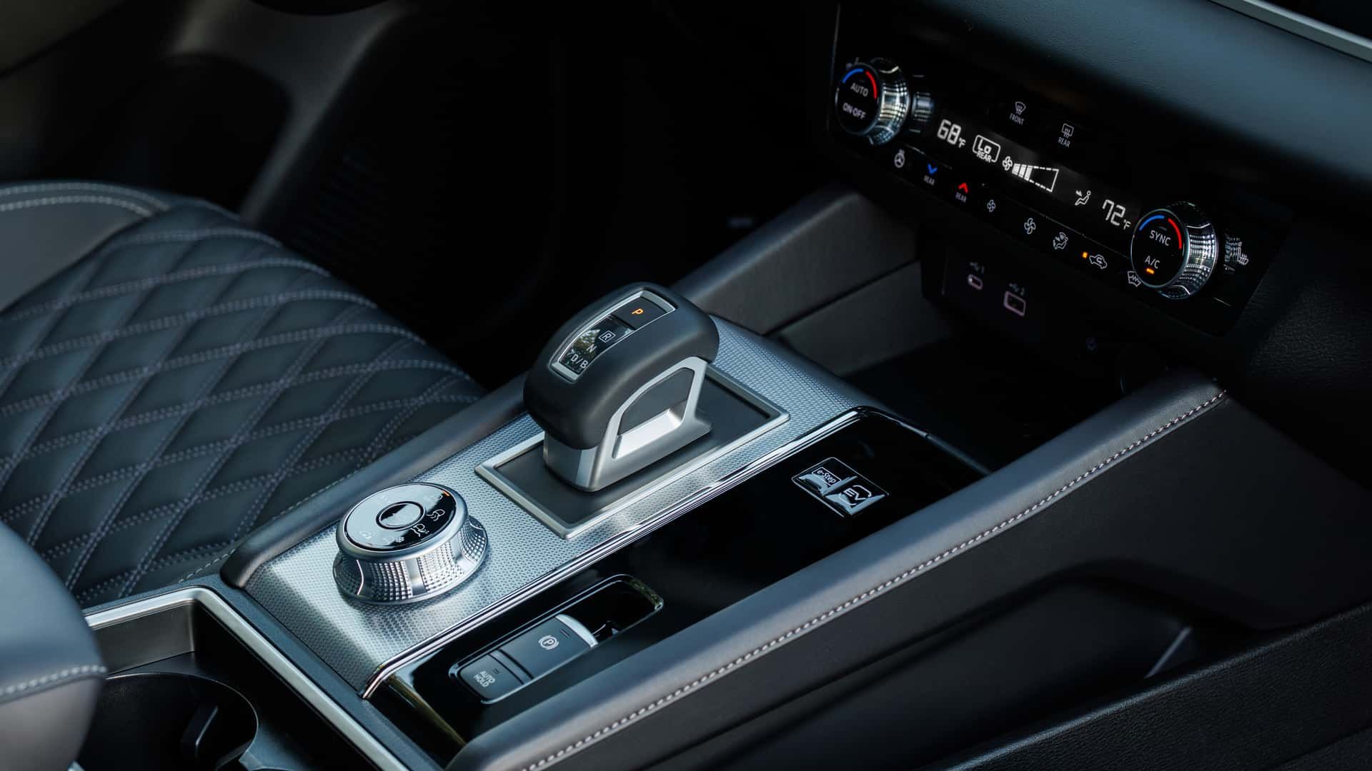 نیسان روگ پلاگین‌هیبرید