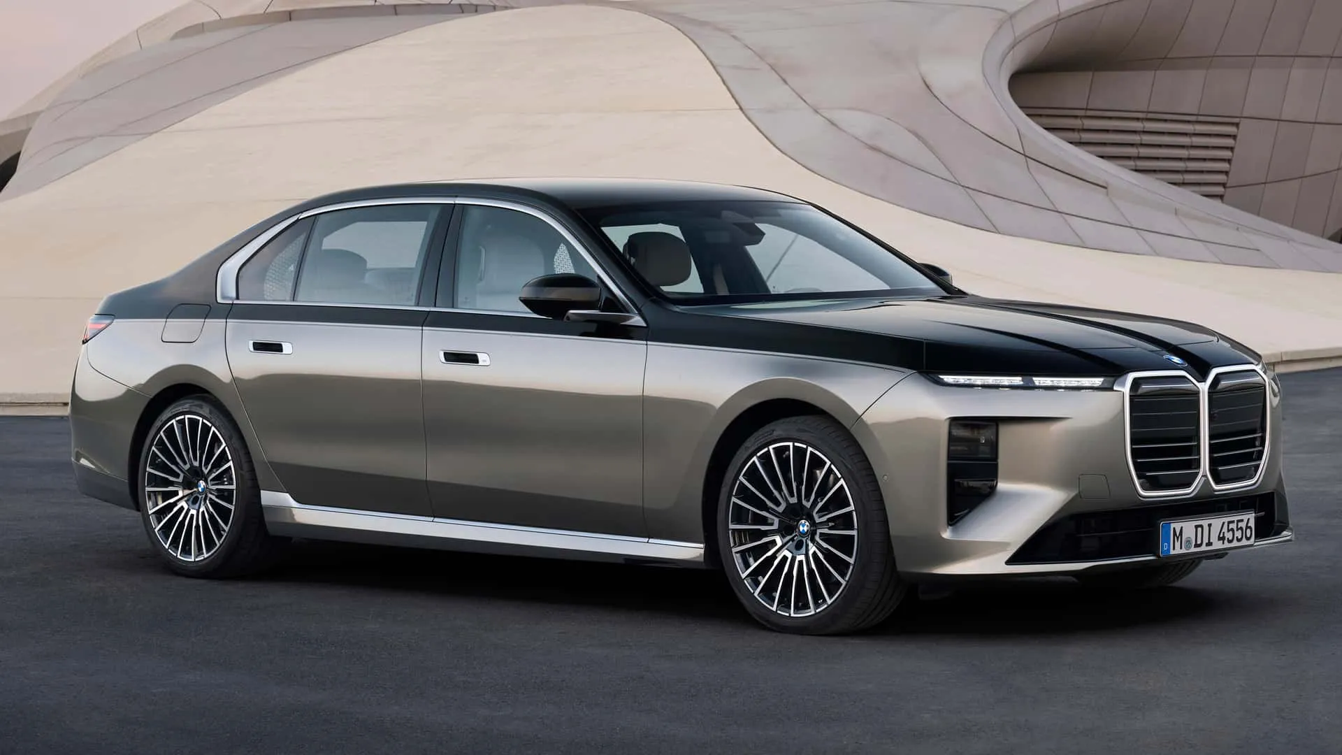 بی‌ام‌و سری ۷ مدل ۲۰۲۷ 