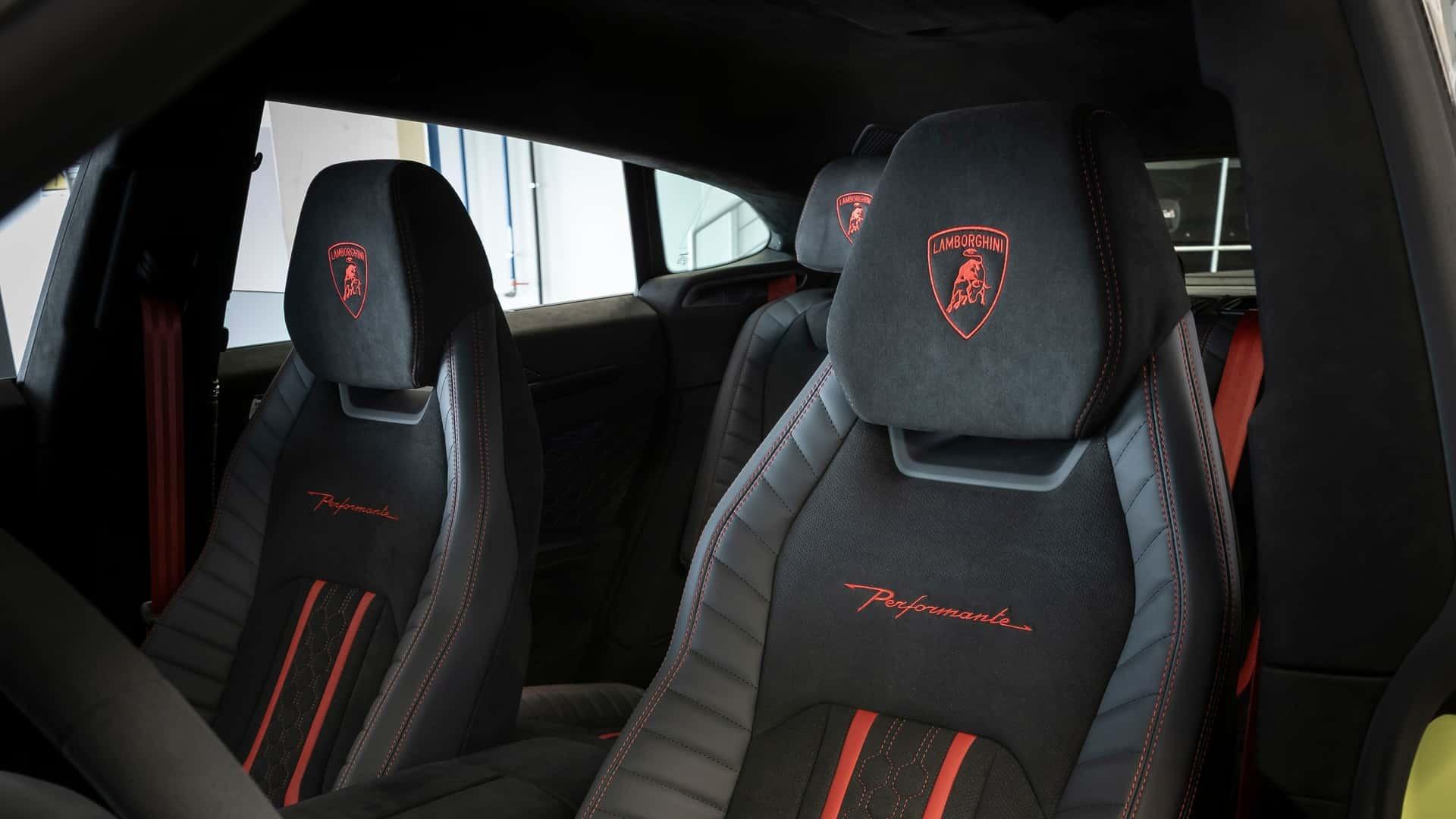   Urus SE Performante 