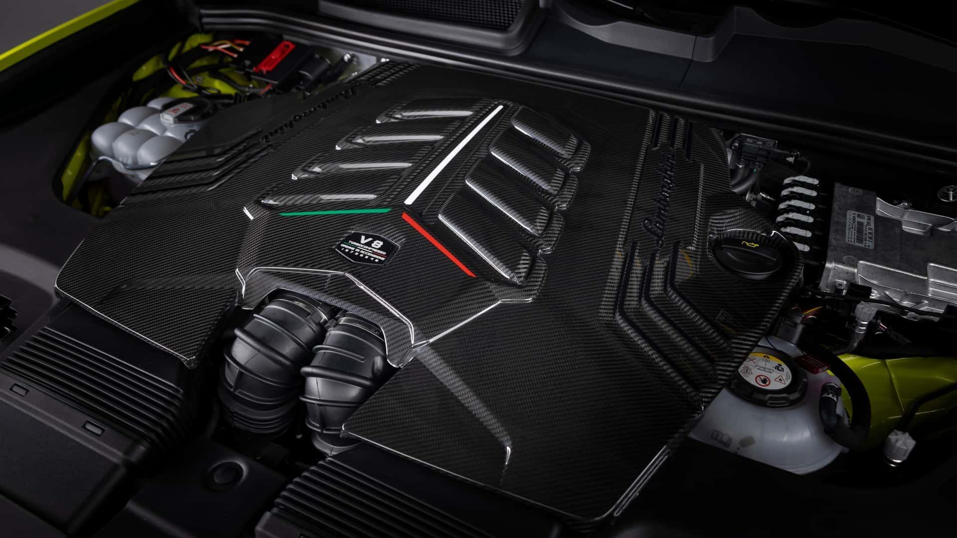   Urus SE Performante 