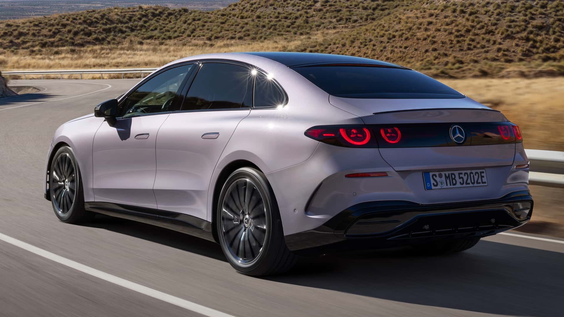 مرسدس بنز C کلاس برقی