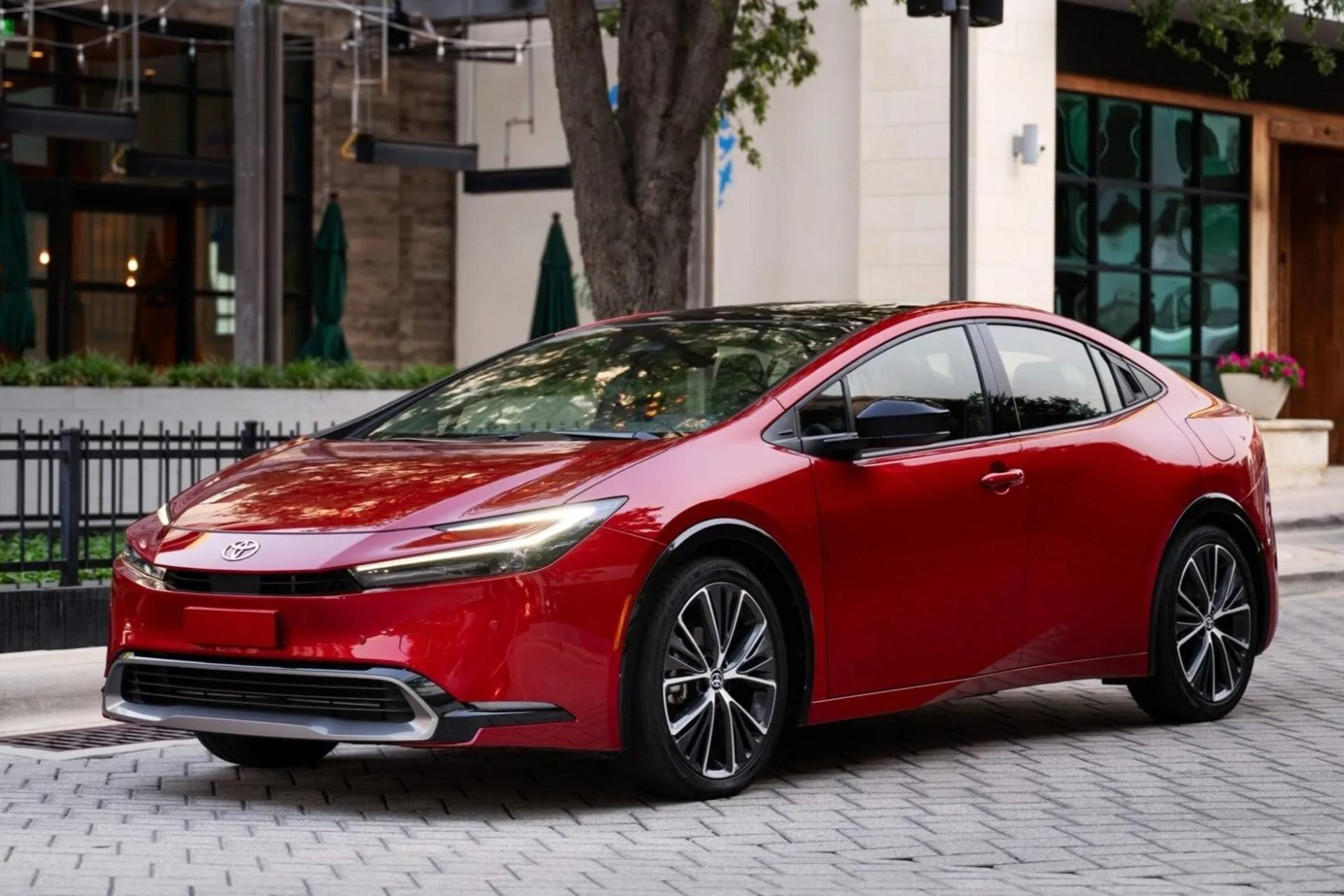  toyota pruis 2027