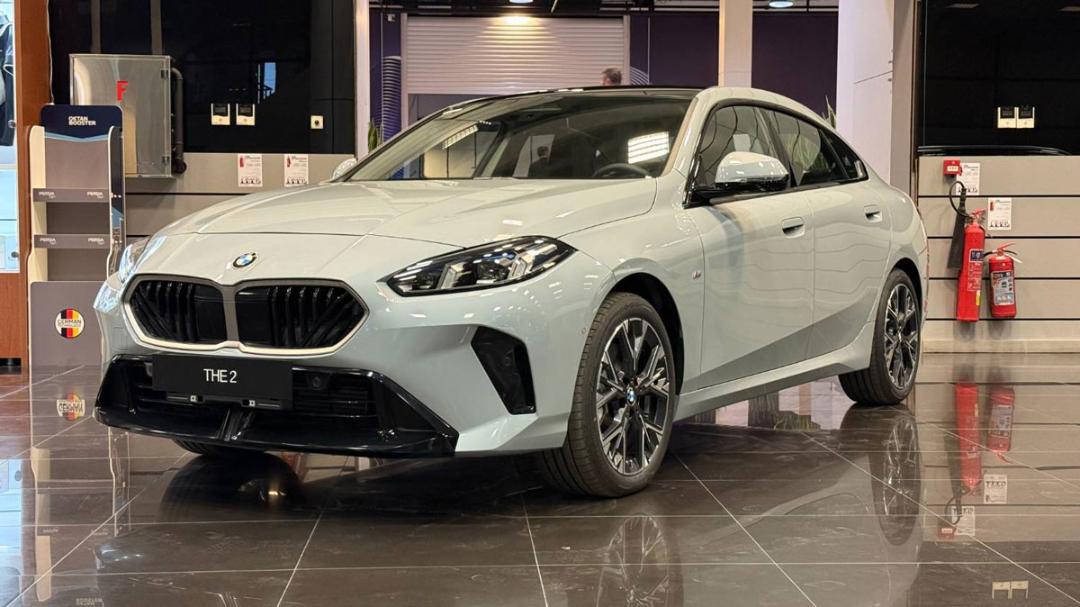 بی‌ام‌و 225L M Sport مدل 2025