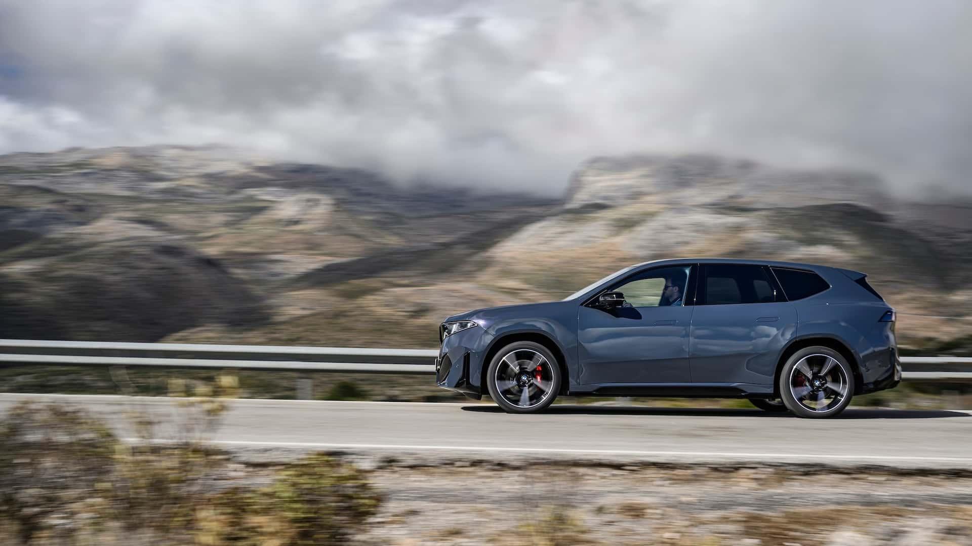 BMW iX3