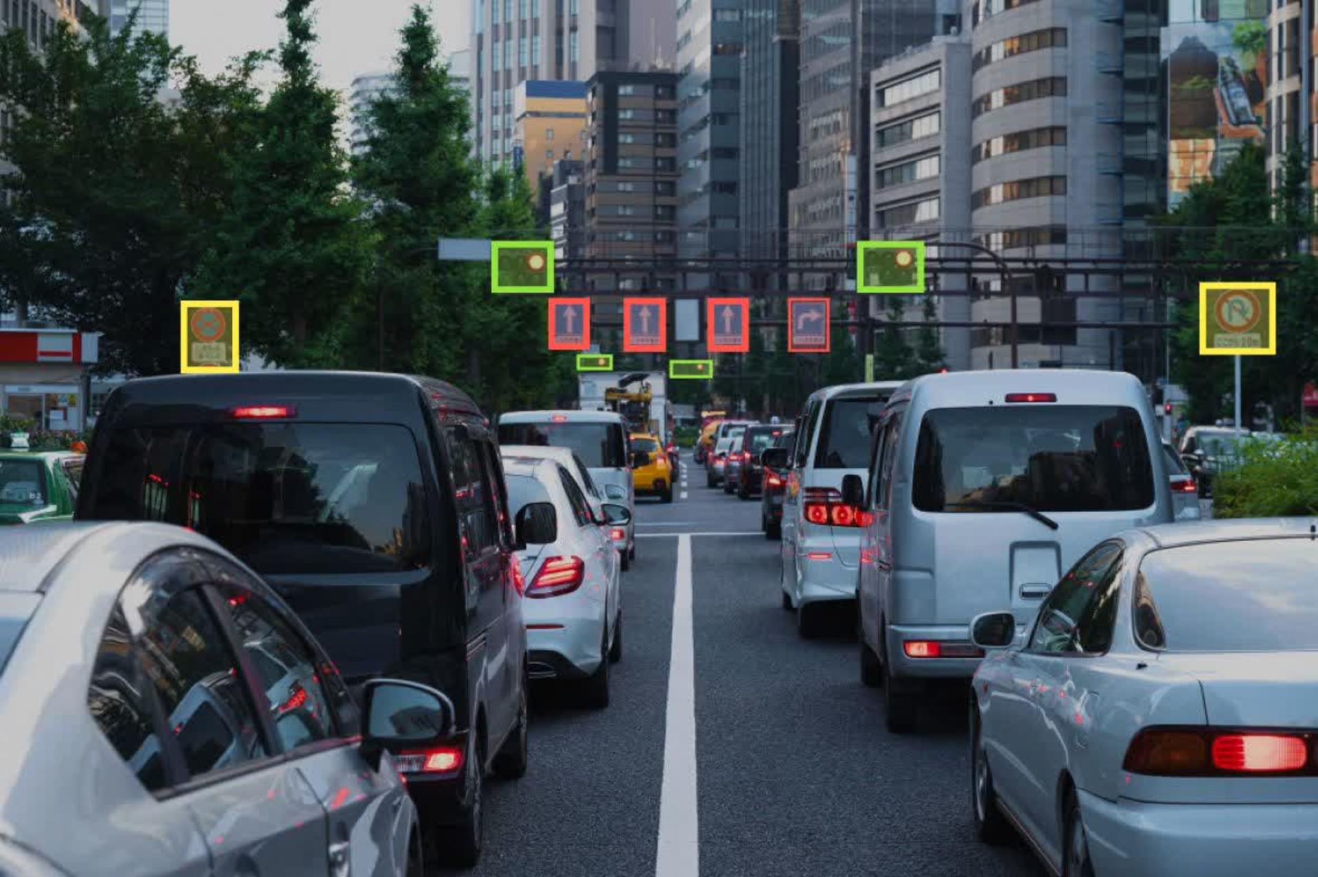 سیستم تشخیص علائم ترافیکی