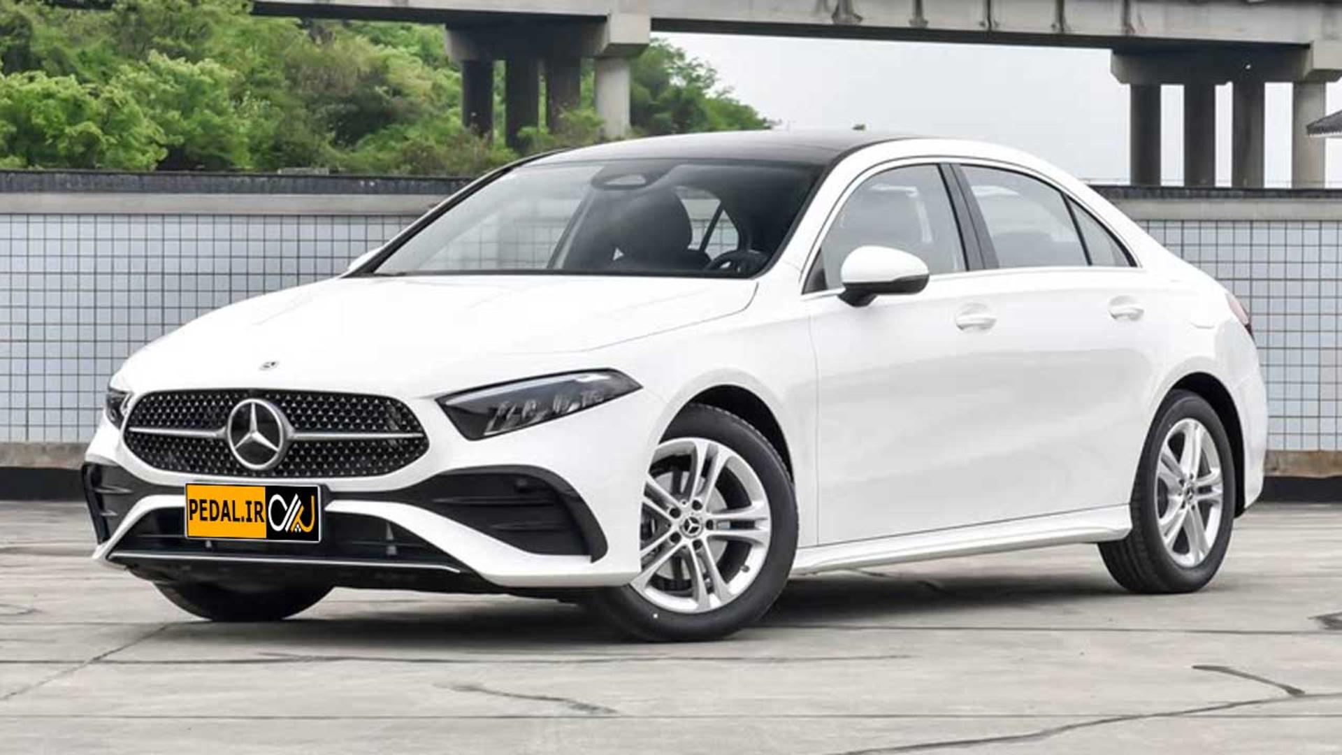 Mercedes-Benz-A180-3