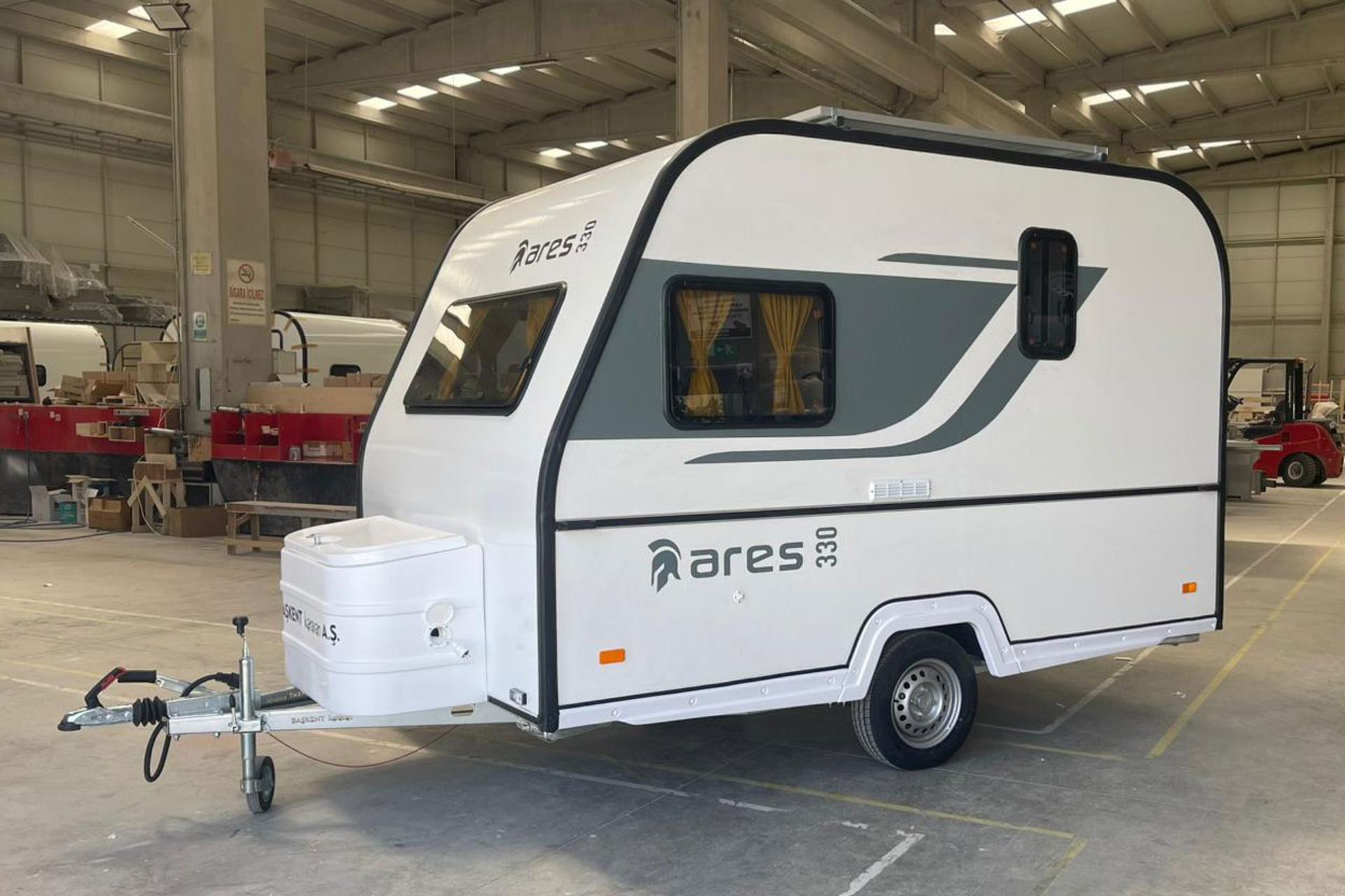 تریلر کاروان مسافرتی آرس ۳۳۰