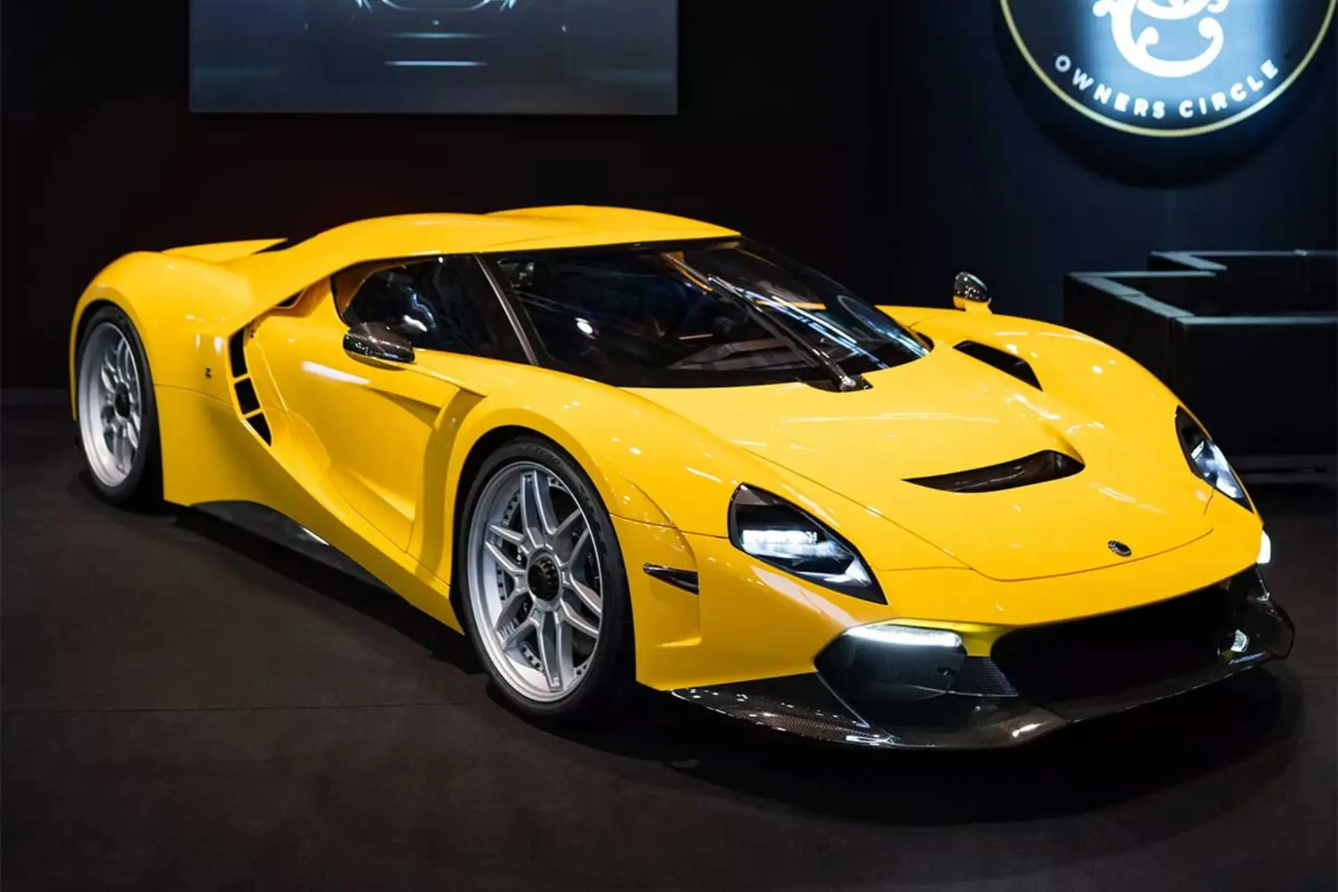 کاپریکورن ۰۱ زاگاتو 