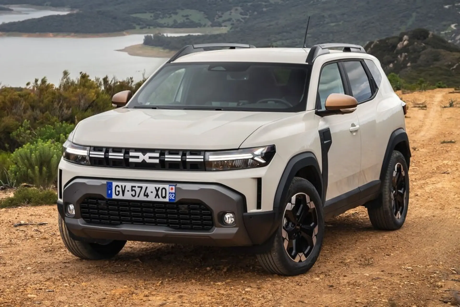 Dacia Duster Hybrid 2025 