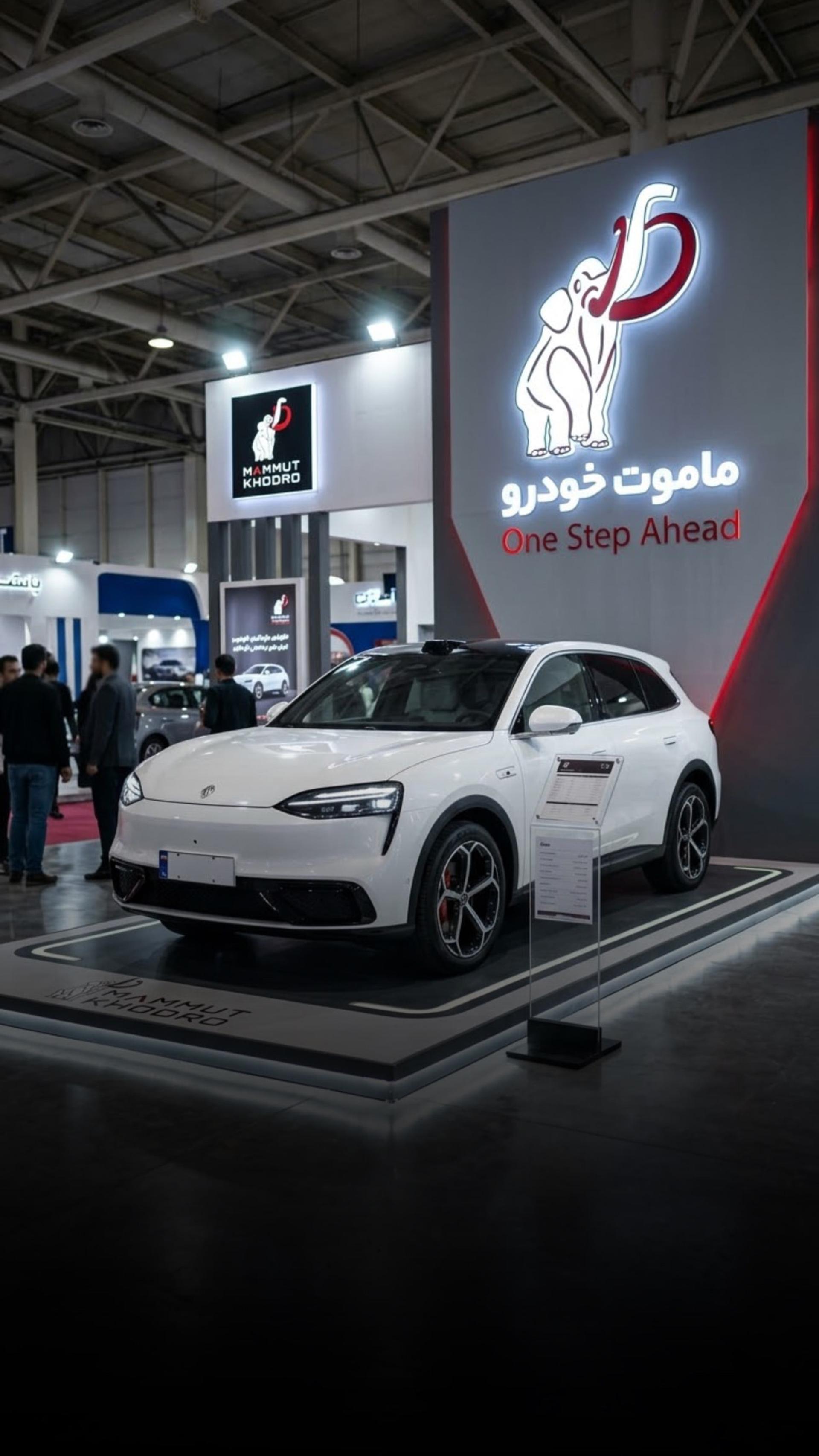 ماشین برقی با برد ۱۶۰۵ کیلو متری 