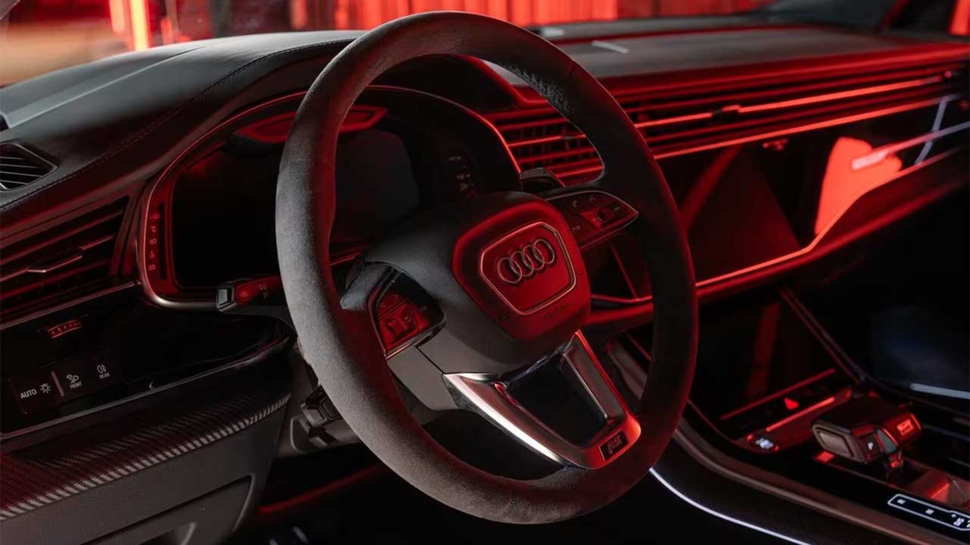 آئودی RS Q8 با تیونینگ ABT