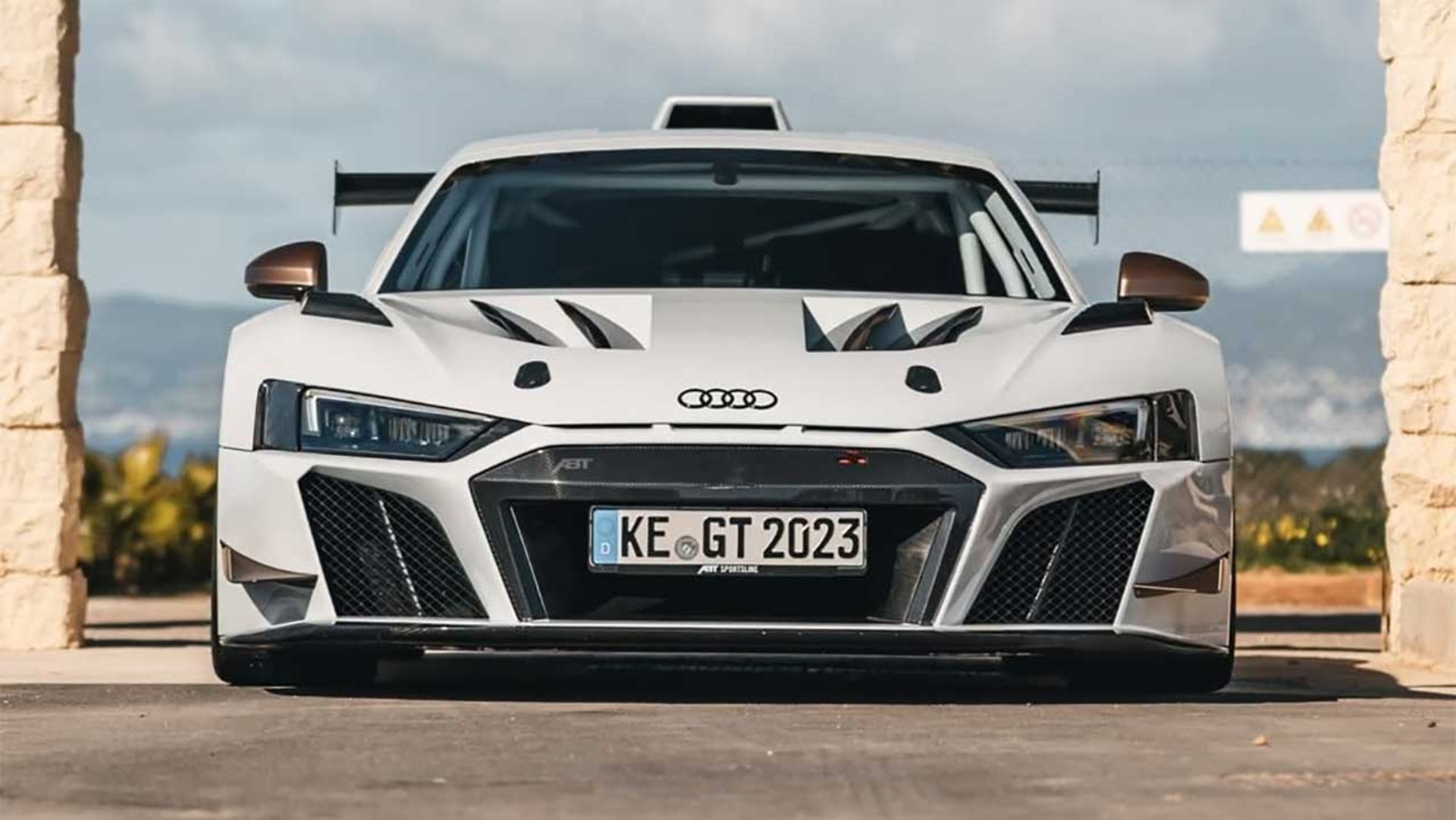 ABT XGT آئودی R8