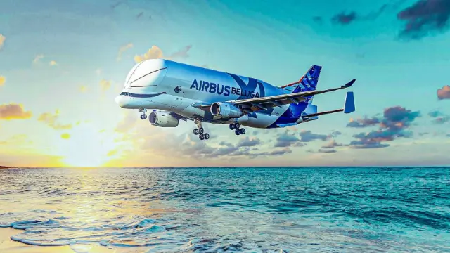 هواپیمای ترابری ایرباس بلوگا (Airbus Beluga) در حال پرواز بر فراز دریا