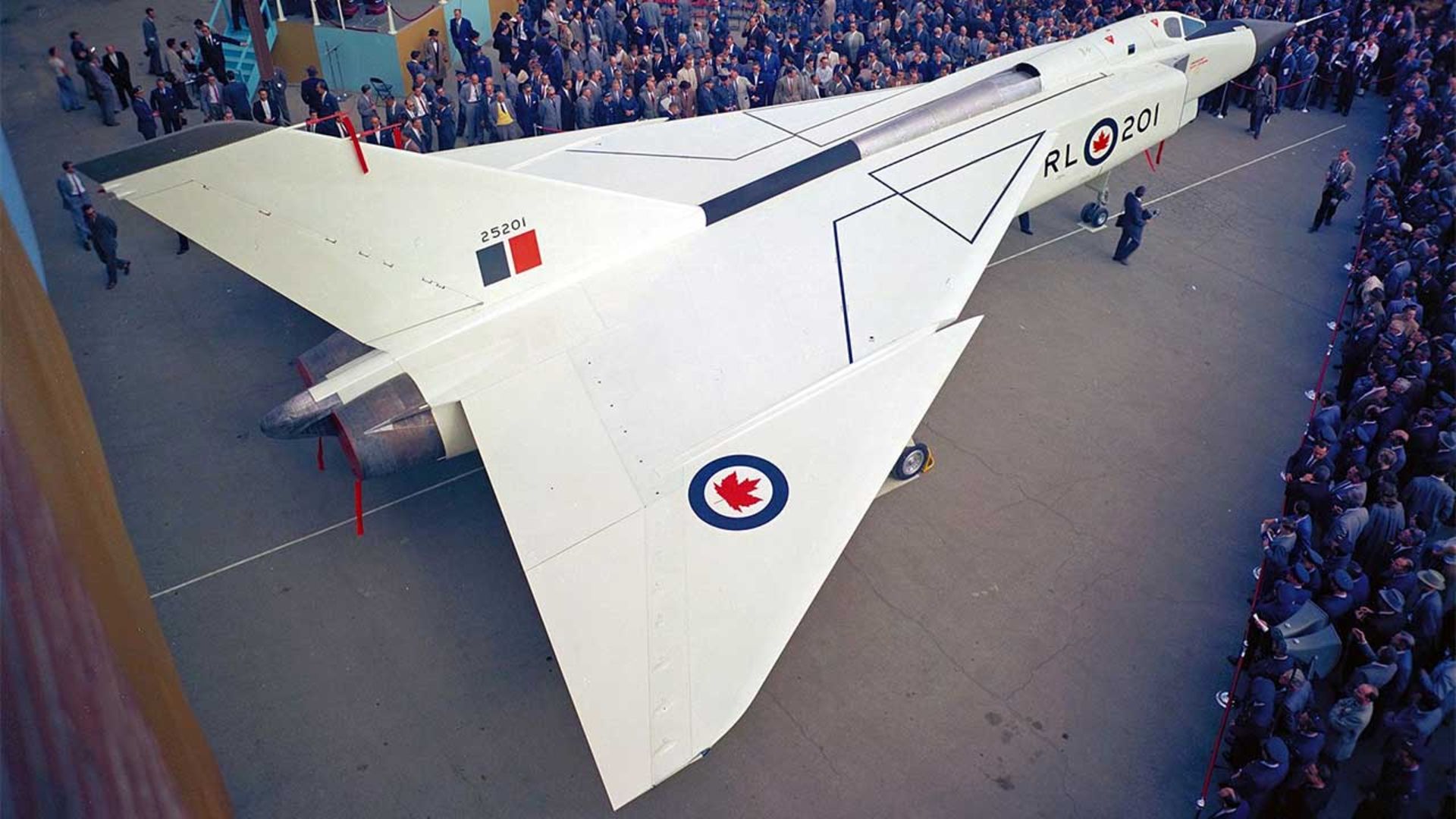 آورو کانادا CF-105 آرو