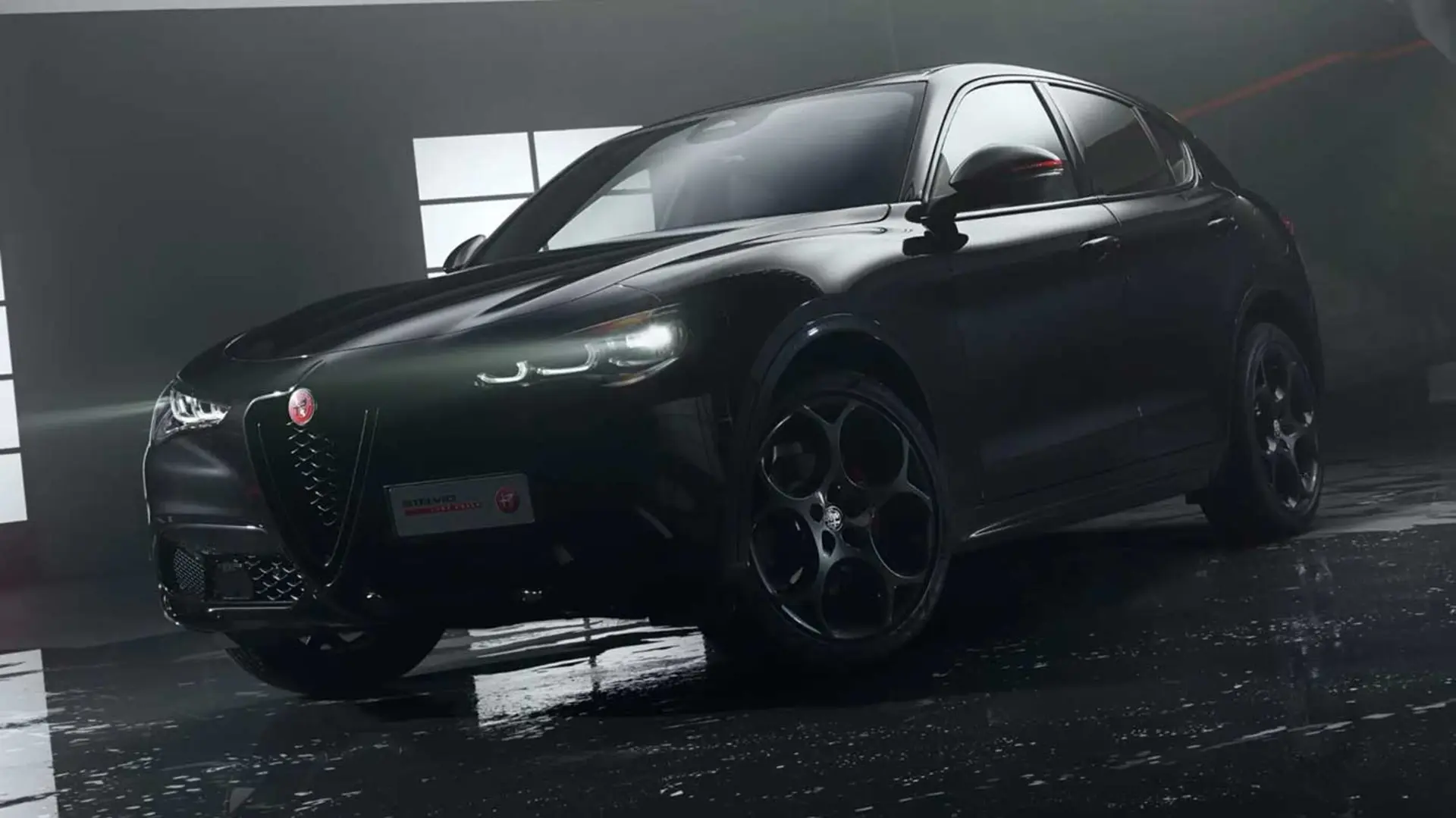 خودرو آلفارومئو استلوویو (Alfa Romeo Stelvio) با طرح ویژه لونا روسا در استودیو