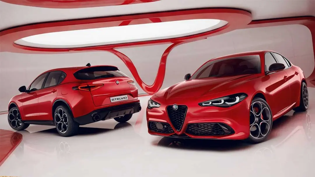 خودروهای قرمز آلفا رومئو (Alfa Romeo) شامل مدل استلویو (Stelvio) و جولیا (Giulia) در یک فضای مدرن