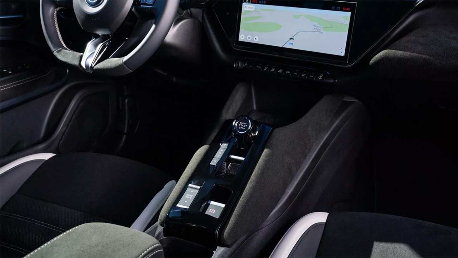 آلفارومئو جونیور اسپرت اسپشاله 