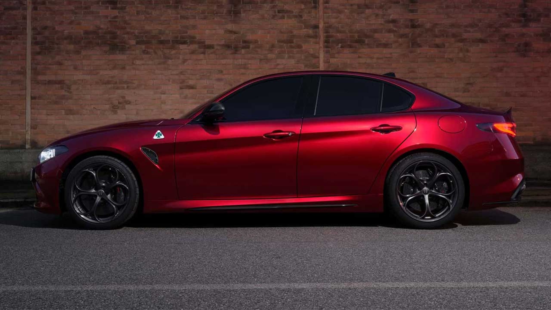 آلفارومئو کوادریفولیو کلکسیونه 