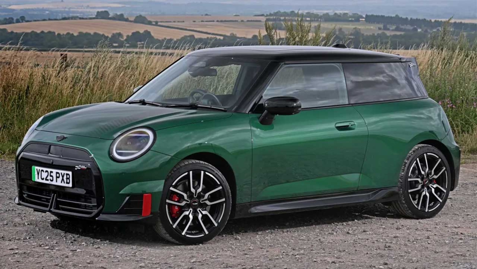 نبرد آلپین A290 و مینی JCW