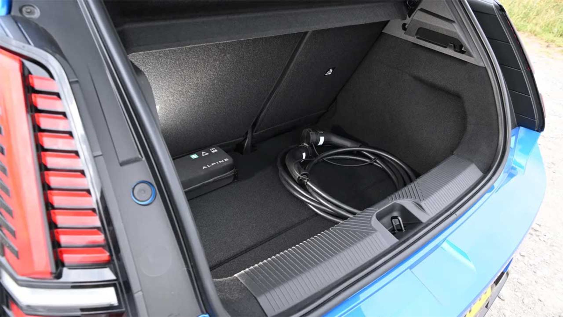 نبرد آلپین A290 و مینی JCW