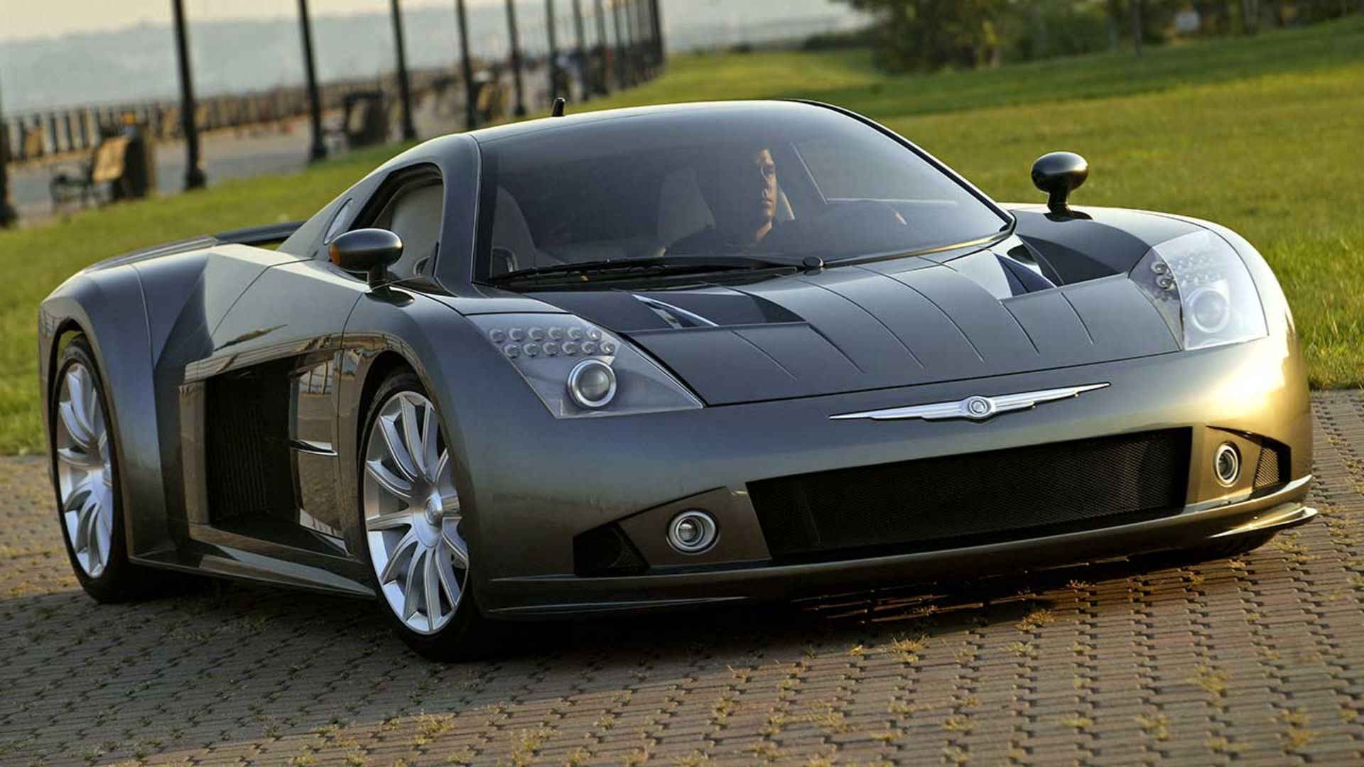 ابرخودروهای V12 آمریکایی 