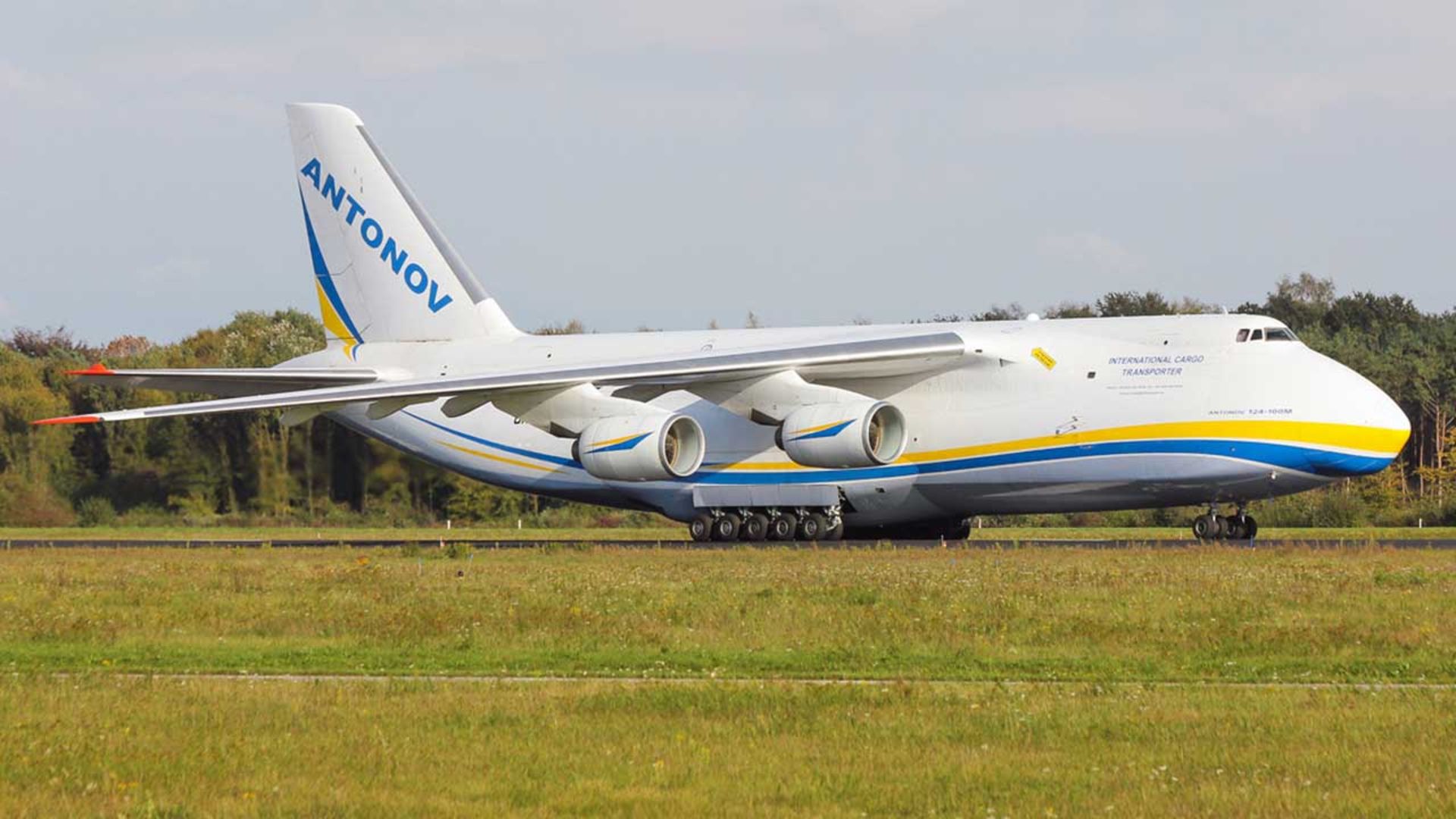 آنتونوف An-124 روسلان
