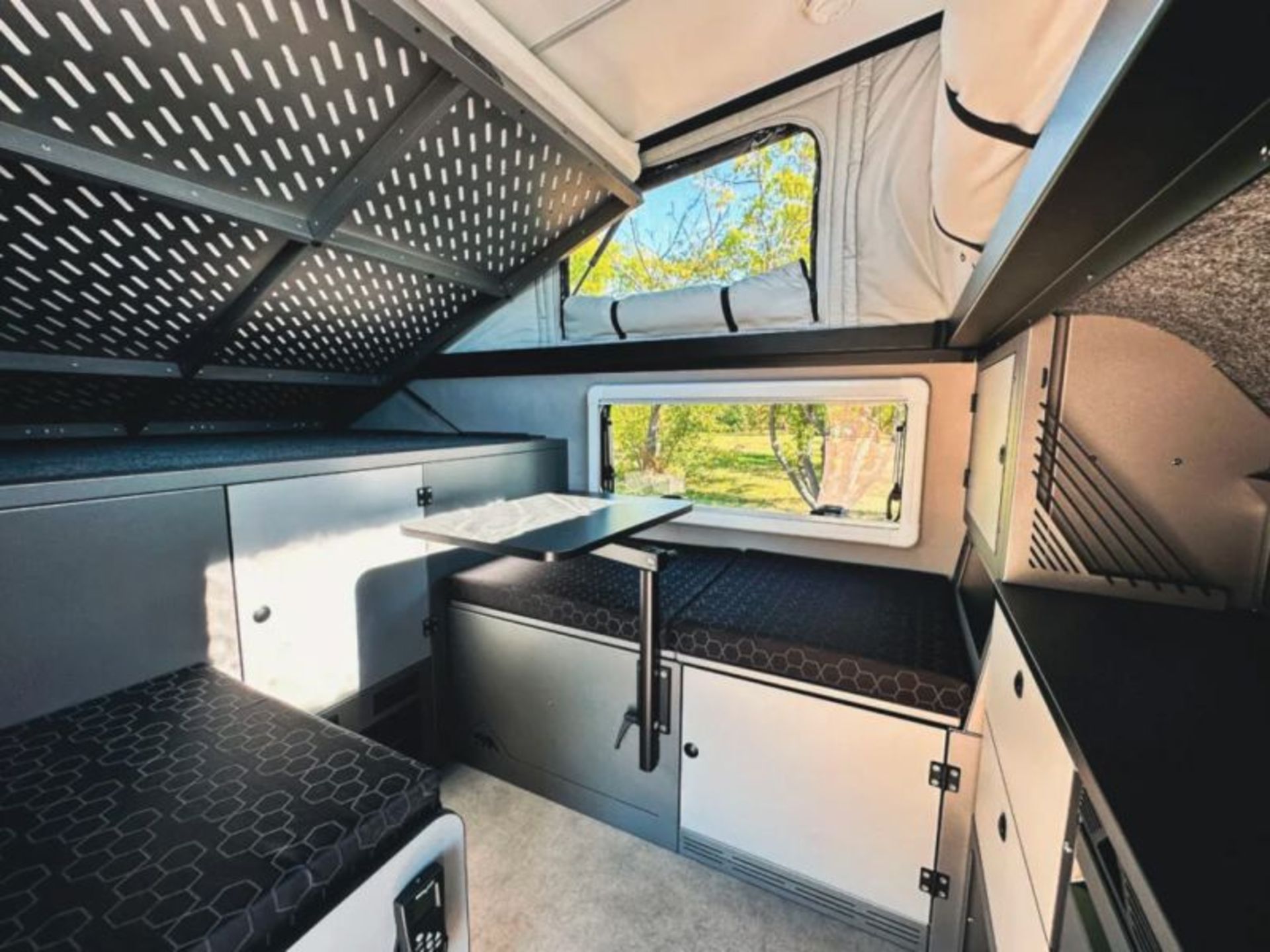 Arkto Campers C10 Pop-Up Travel Trailer