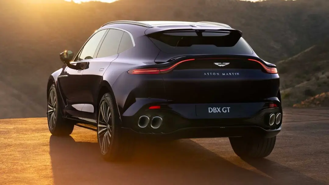 آستون‌مارتین DBX GT نمای عقب