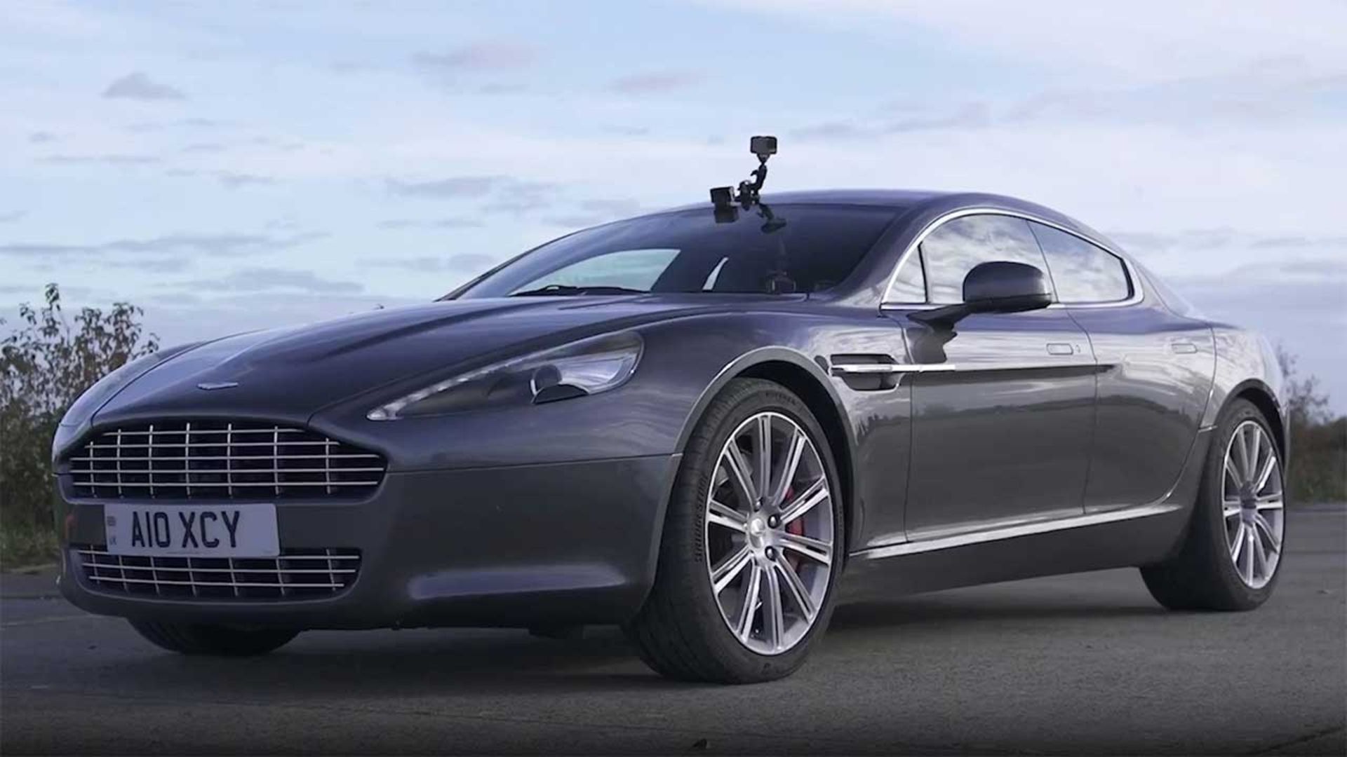 آستون‌مارتین‌ راپید