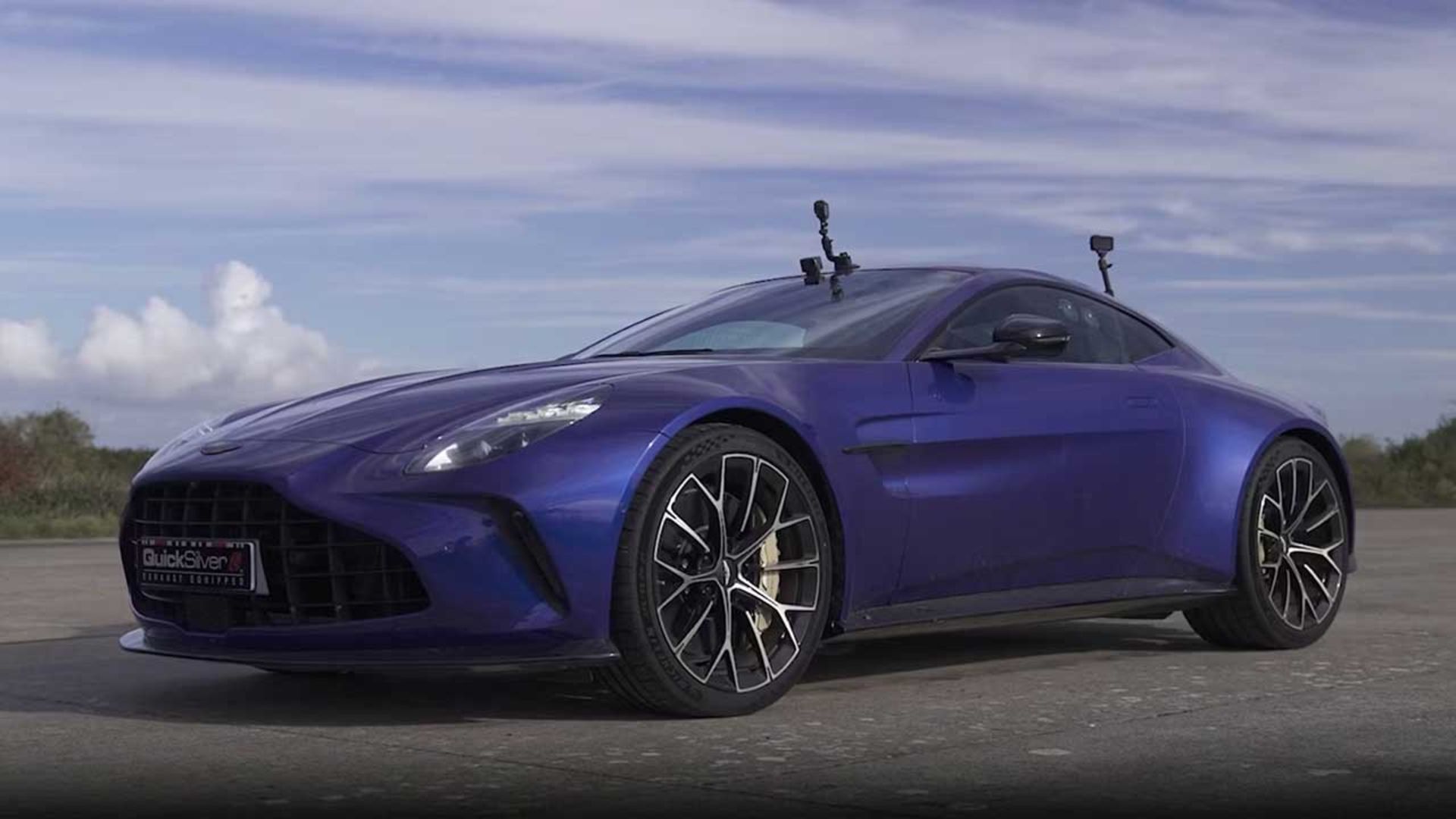 آستون‌مارتین‌ ونتیج