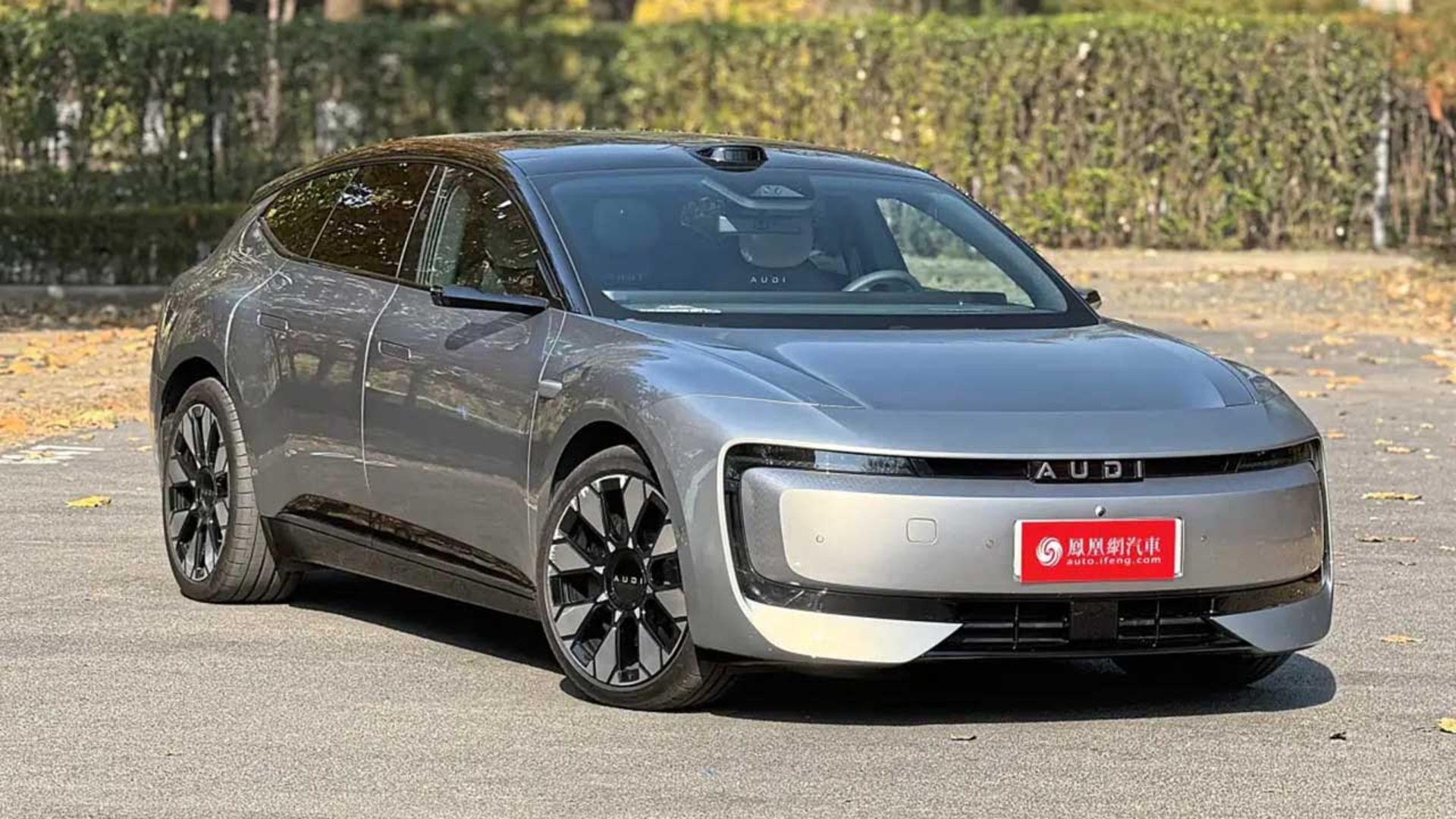 آئودی E5 اسپرت‌بک