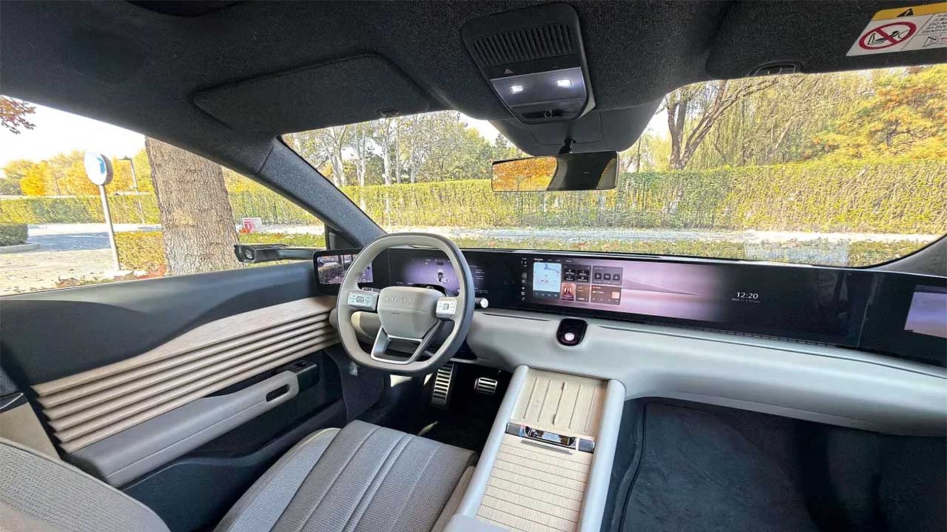 آئودی E5 اسپرت‌بک