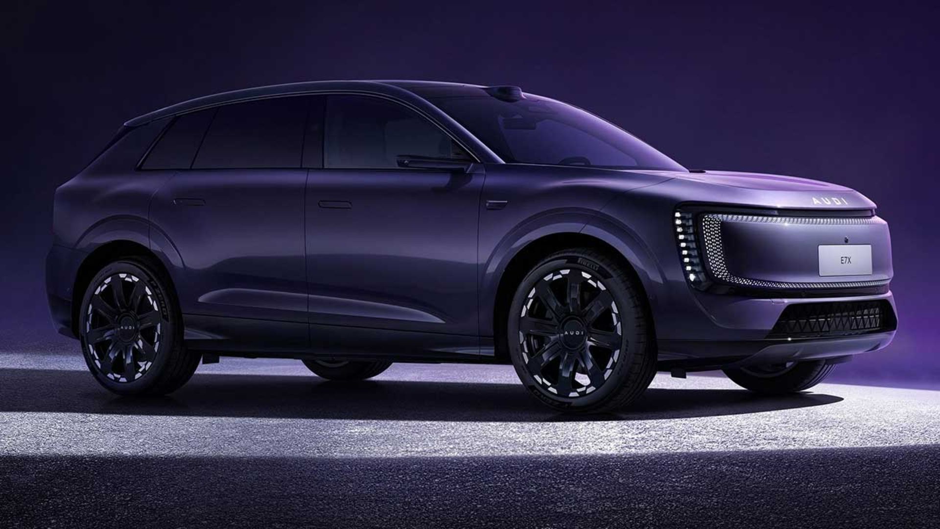 آئودی E7X