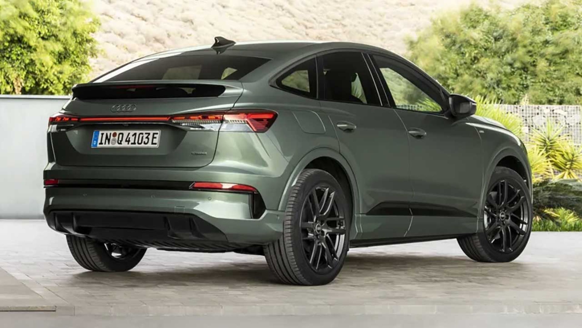 آئودی Q4 E-Tron مدل ۲۰۲۷ 