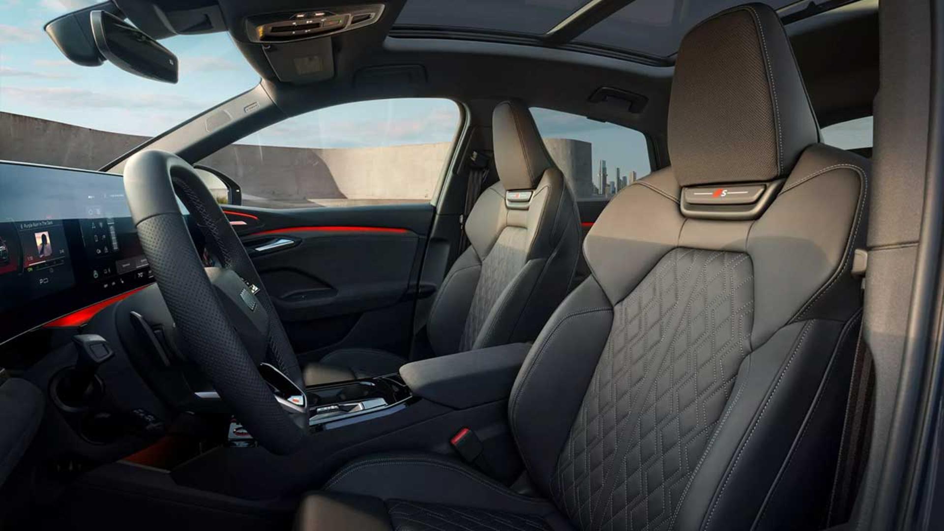 آئودی Q6 e-Tron اسپرت‌بک